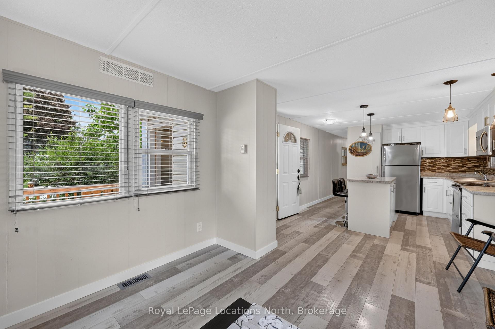 Photo 13 of 8 Shaw Street, Wasaga Beach — HOMEH