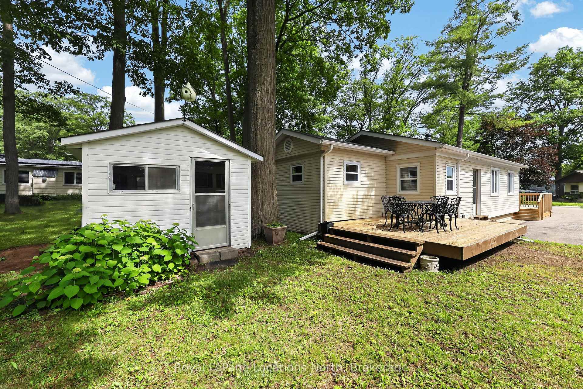 Photo 27 of 8 Shaw Street, Wasaga Beach — HOMEH