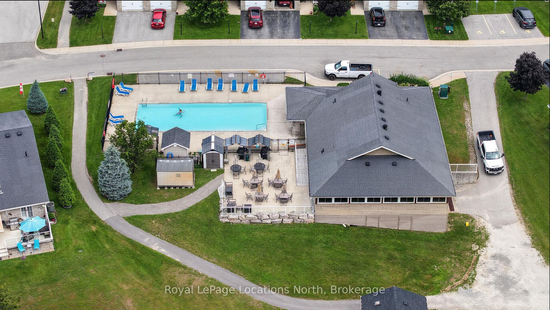 Photo 30 of 8 Shaw Street, Wasaga Beach — HOMEH