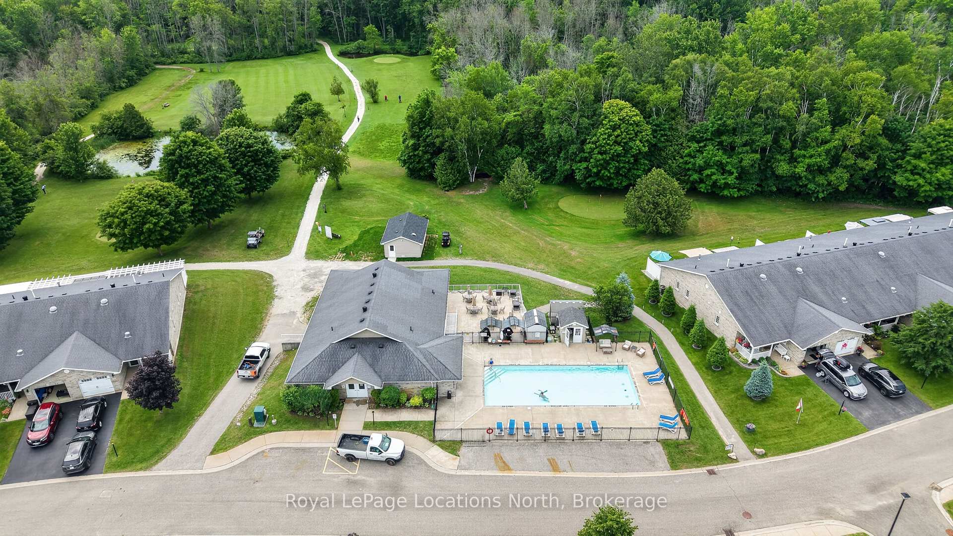 Photo 31 of 8 Shaw Street, Wasaga Beach — HOMEH