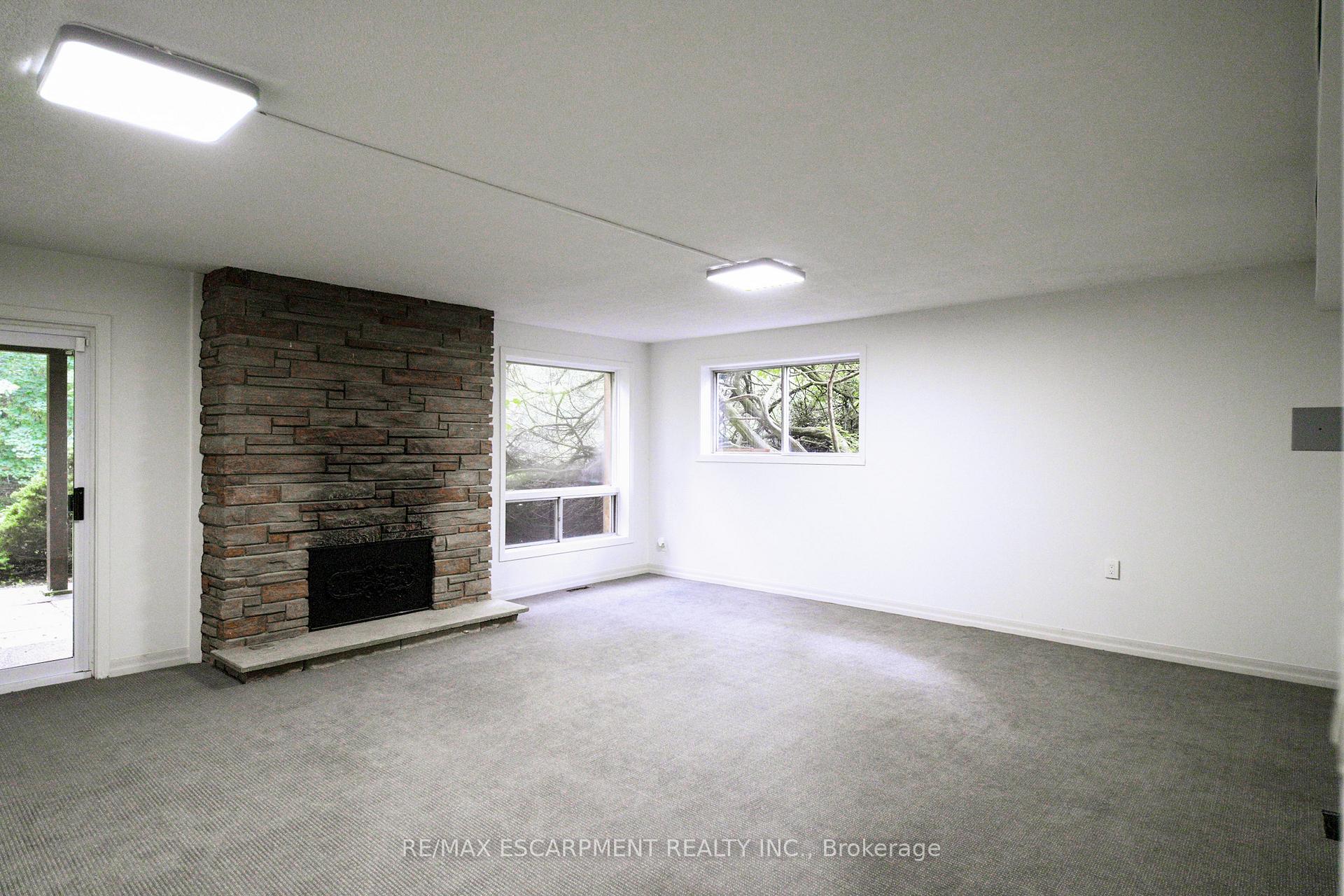 Photo 32 of 560 Crane Court, Burlington, Grindstone — HOMEH