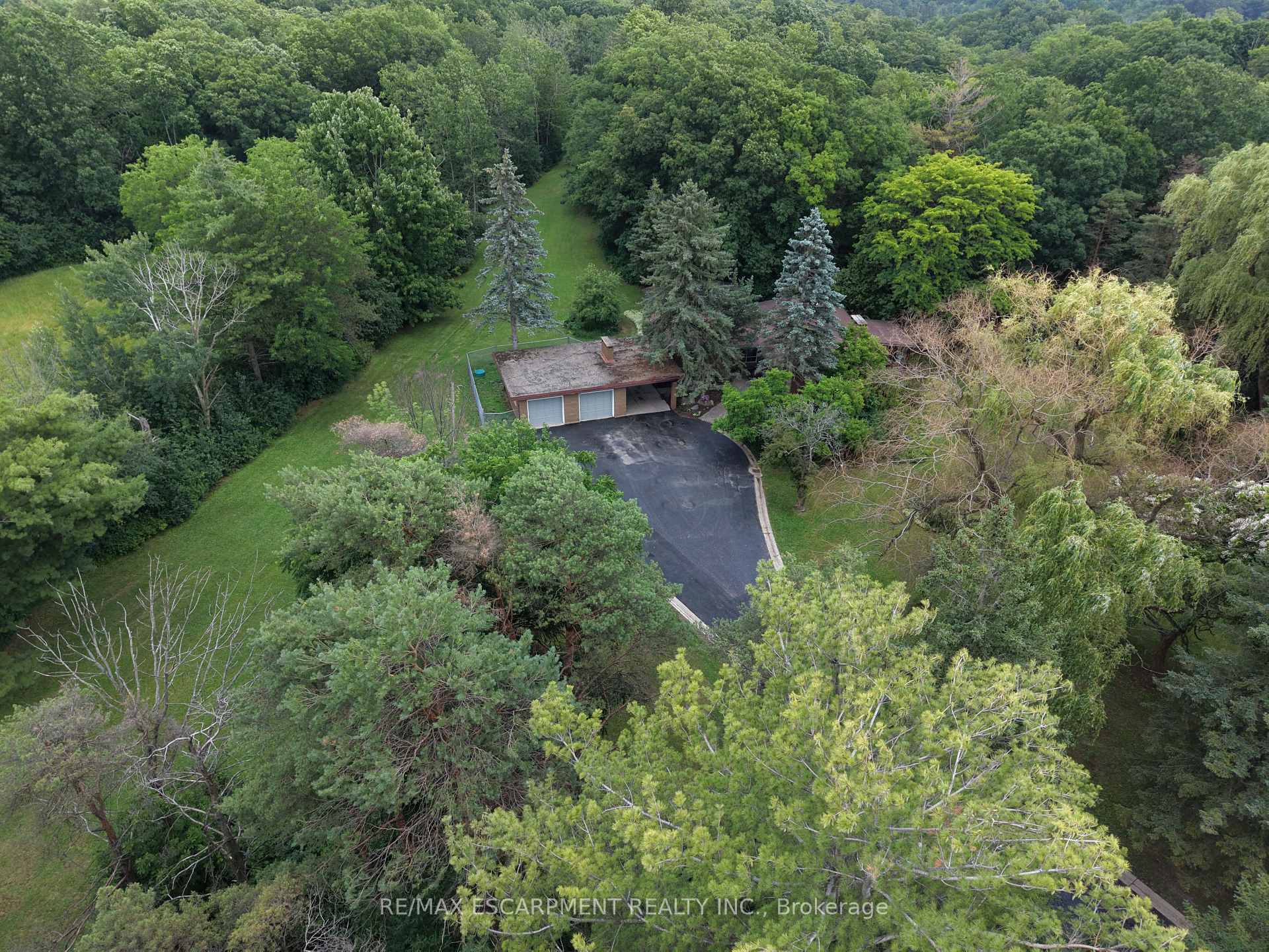 Photo 43 of 560 Crane Court, Burlington, Grindstone — HOMEH