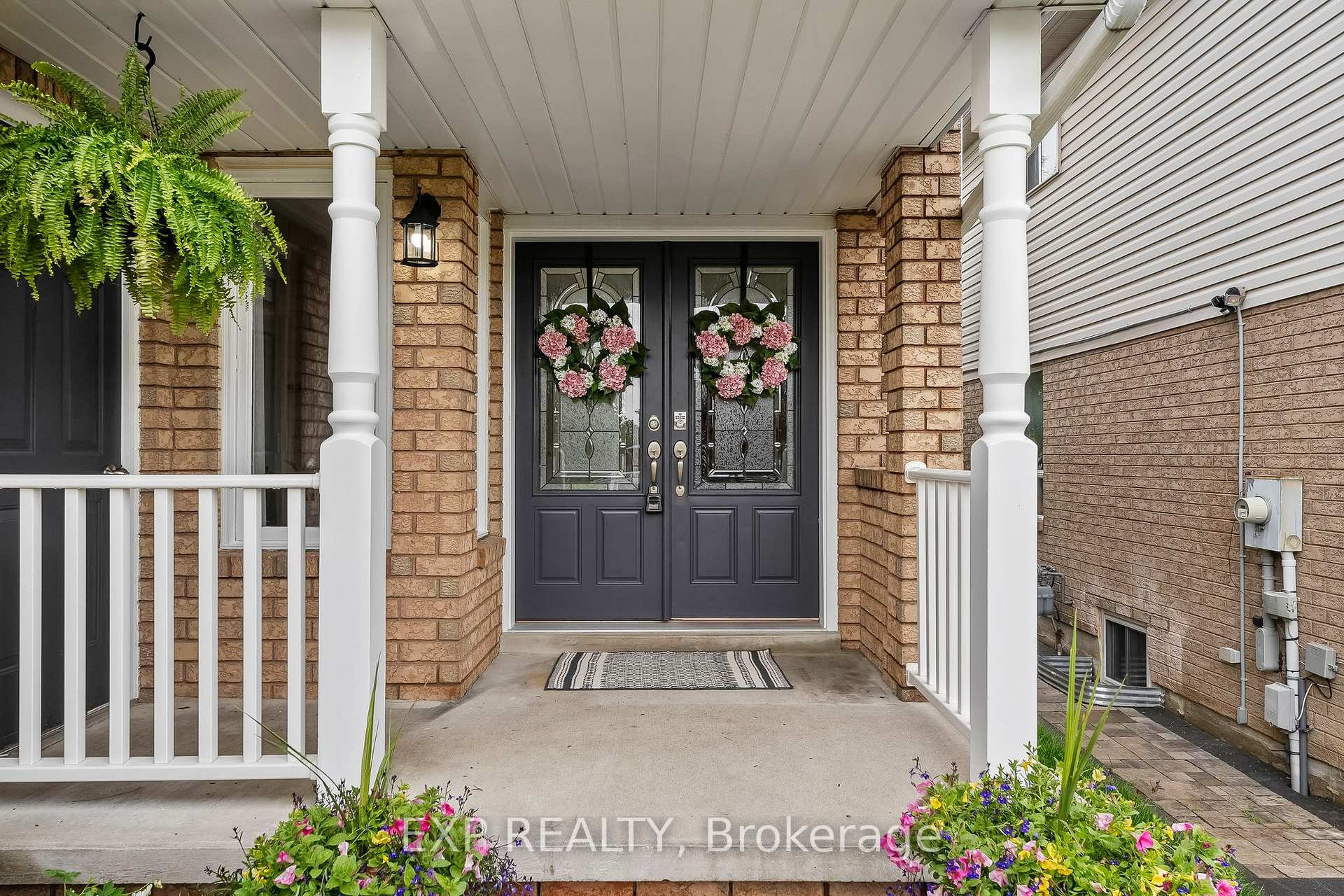 Photo 5 of 104 Apple Blossom Boulevard, Clarington, Bowmanville — HOMEH