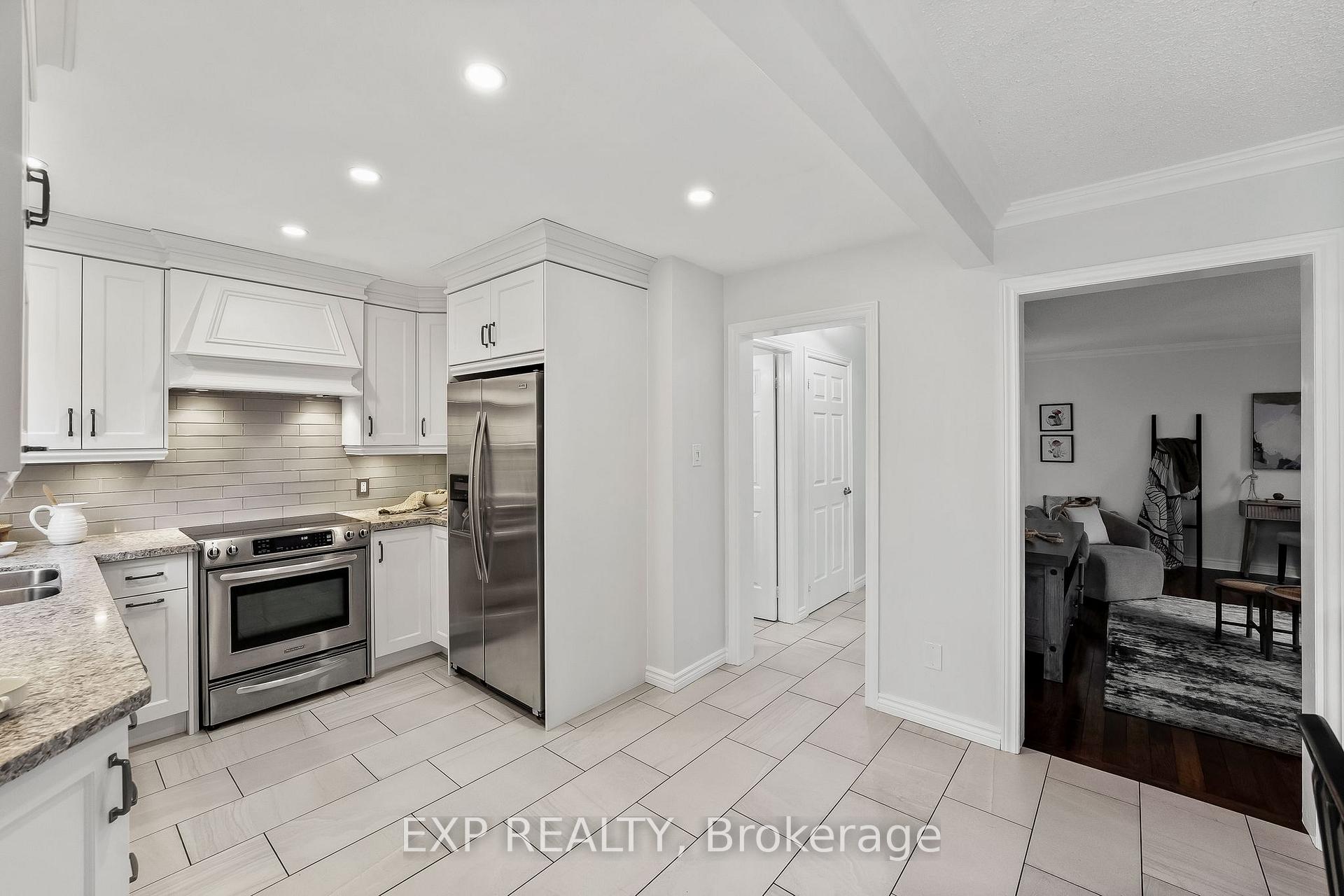 Photo 12 of 104 Apple Blossom Boulevard, Clarington, Bowmanville — HOMEH