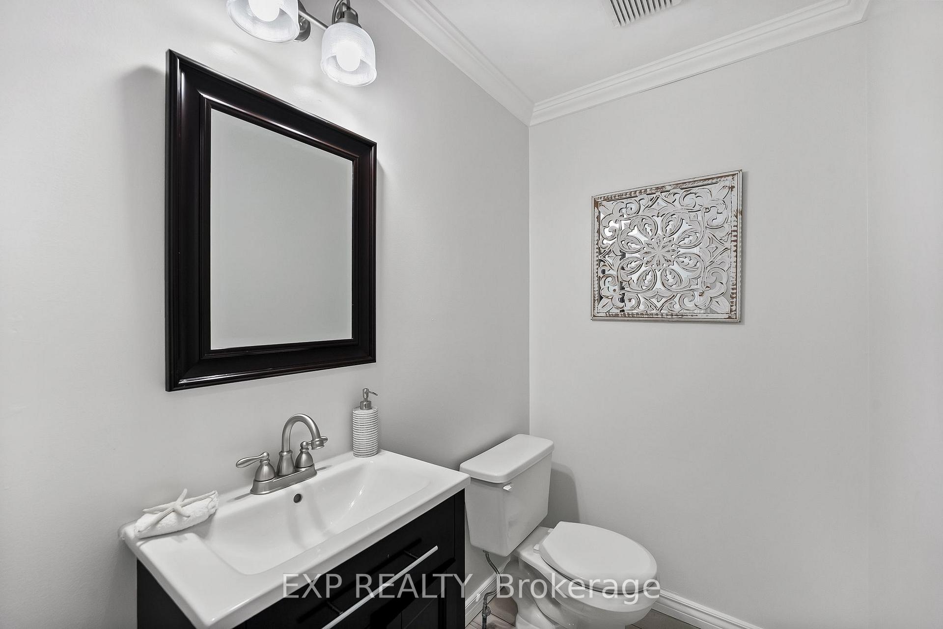 Photo 20 of 104 Apple Blossom Boulevard, Clarington, Bowmanville — HOMEH
