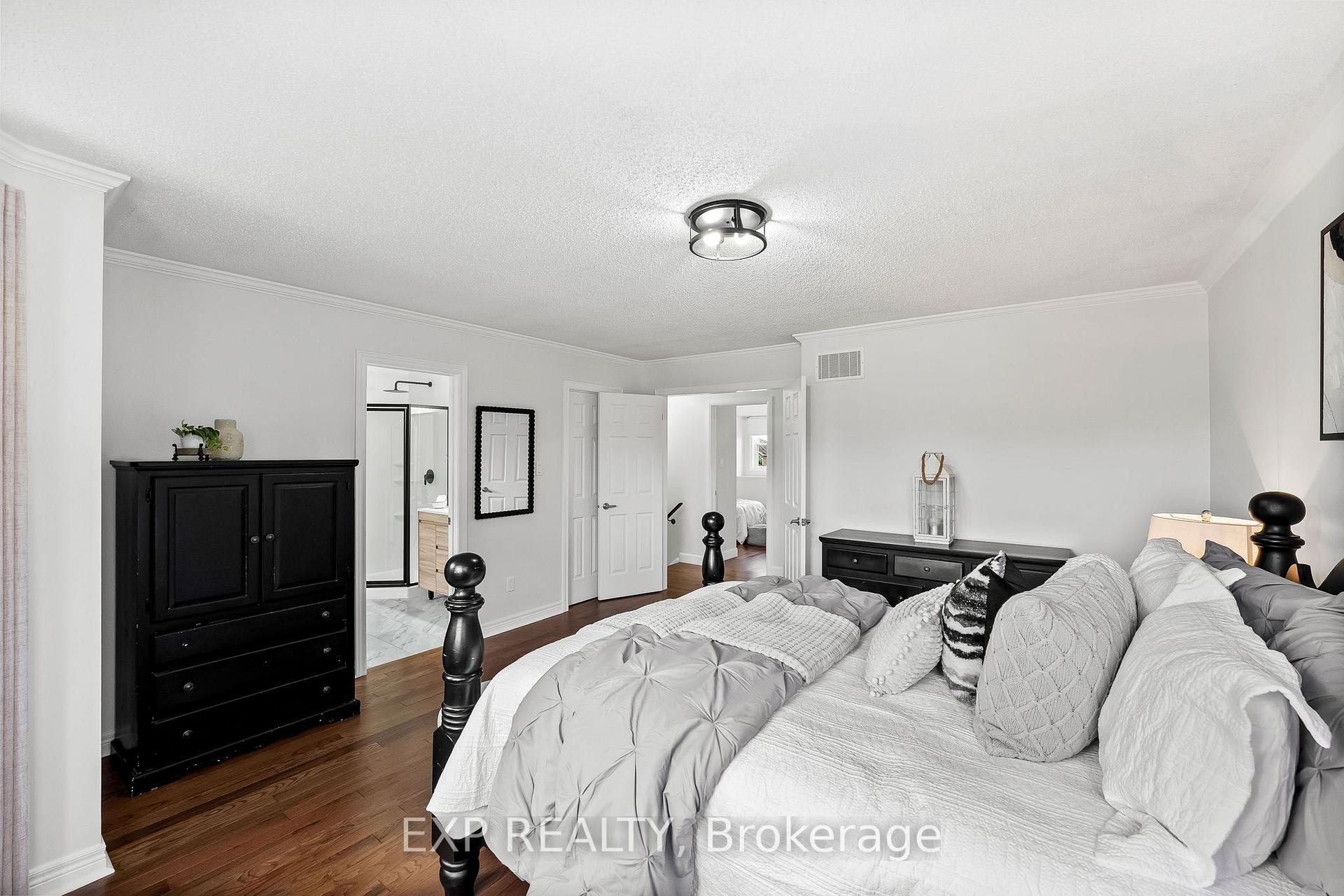 Photo 24 of 104 Apple Blossom Boulevard, Clarington, Bowmanville — HOMEH