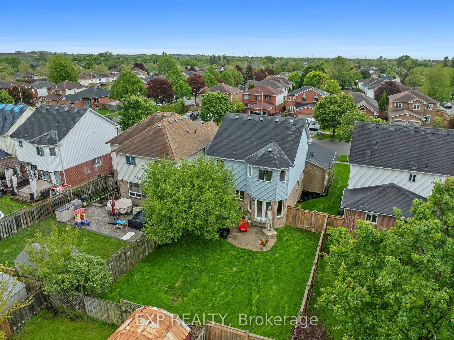 Photo 45 of 104 Apple Blossom Boulevard, Clarington, Bowmanville — HOMEH