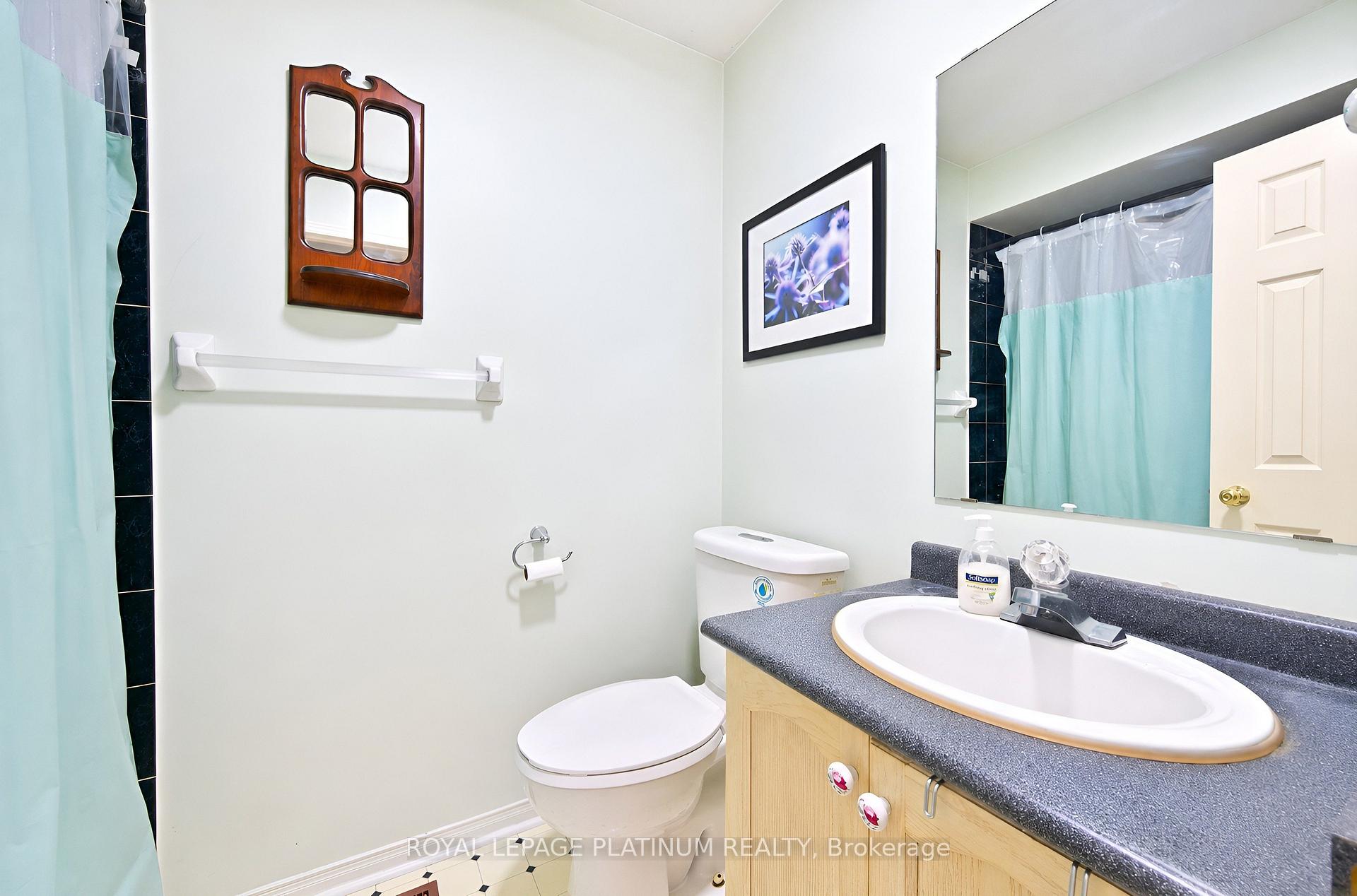 Photo 40 of 2 Gilgorm Road, Brampton, Brampton West — HOMEH