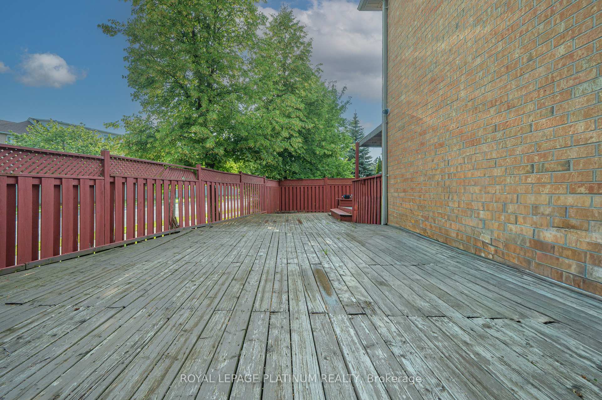Photo 44 of 2 Gilgorm Road, Brampton, Brampton West — HOMEH