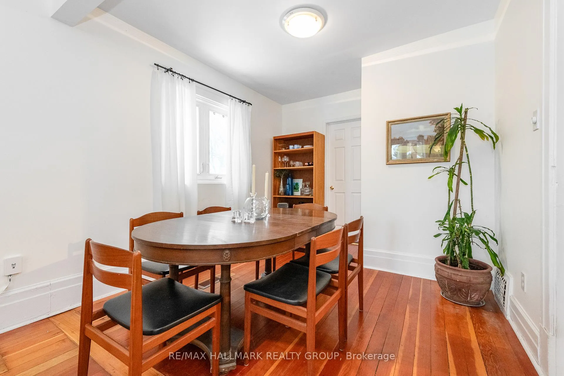 Photo 11 of 55 Smirle Avenue, Ottawa, Ottawa West — HOMEH