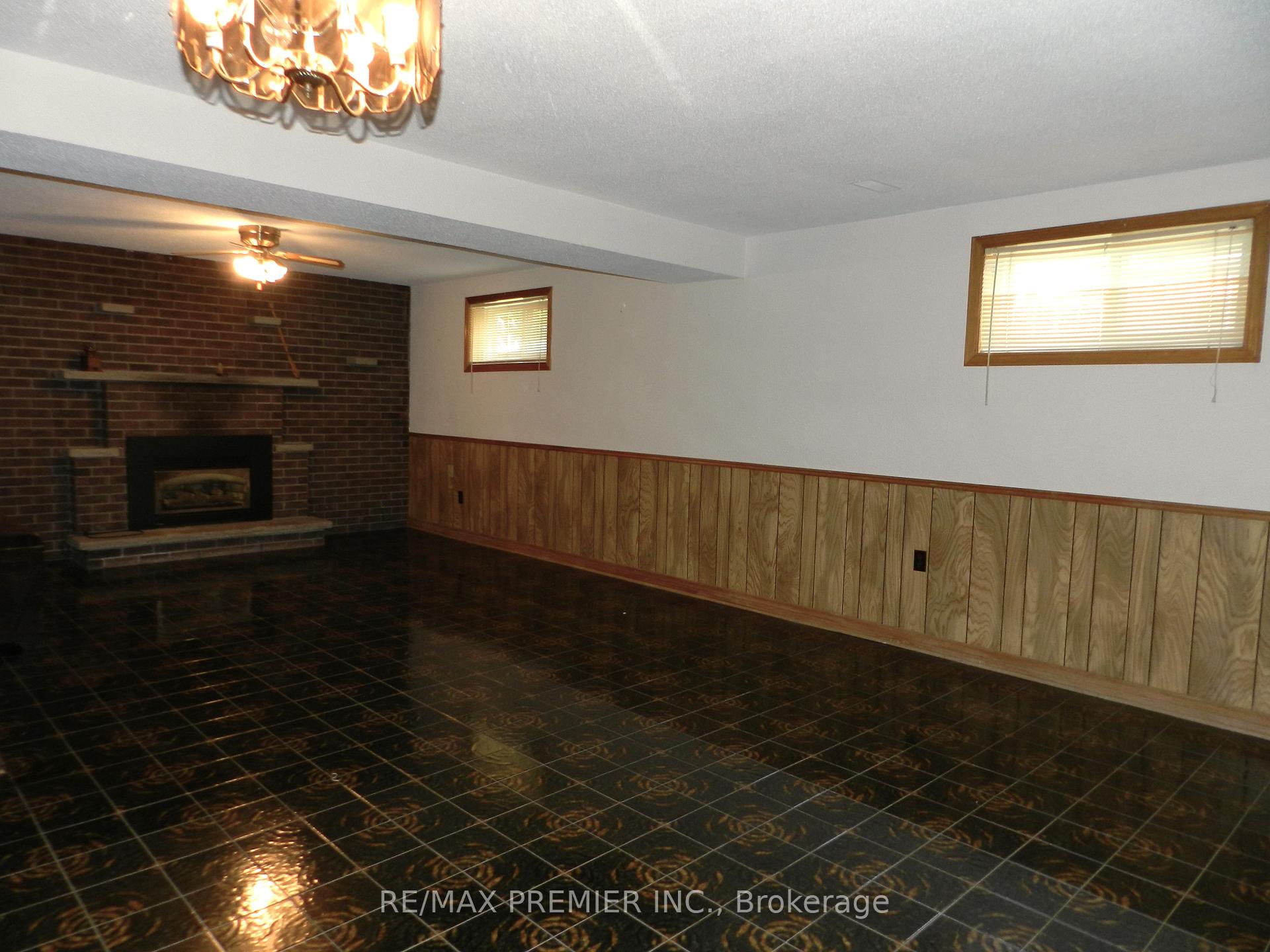Photo 10 of 36 Willis Road, Vaughan, East Woodbridge — HOMEH