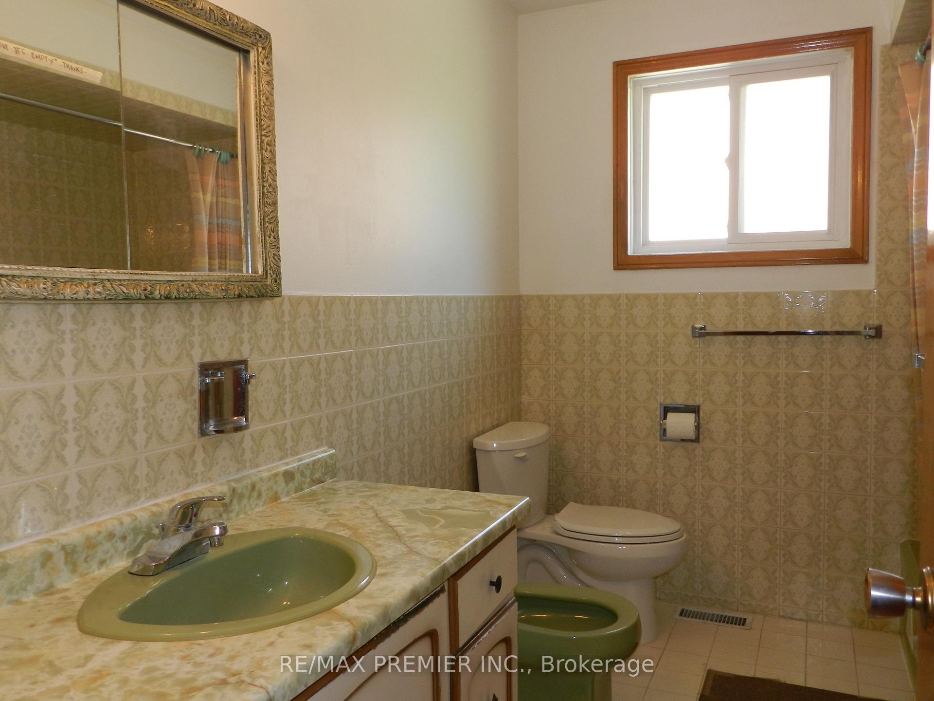 Photo 12 of 36 Willis Road, Vaughan, East Woodbridge — HOMEH