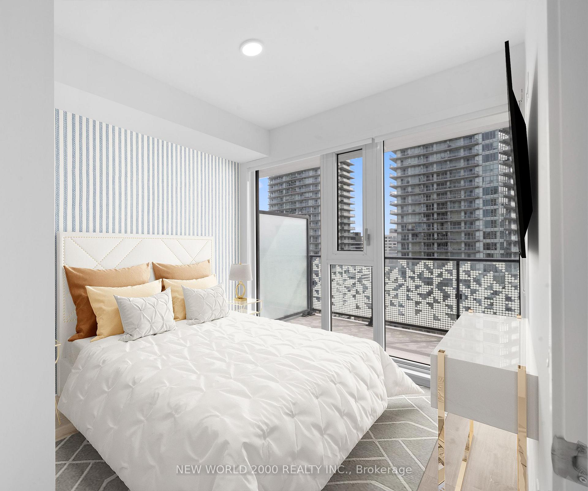 Photo 12 of Unit 1509, 101 Roehampton Avenue, Toronto, Mount Pleasant West — HOMEH