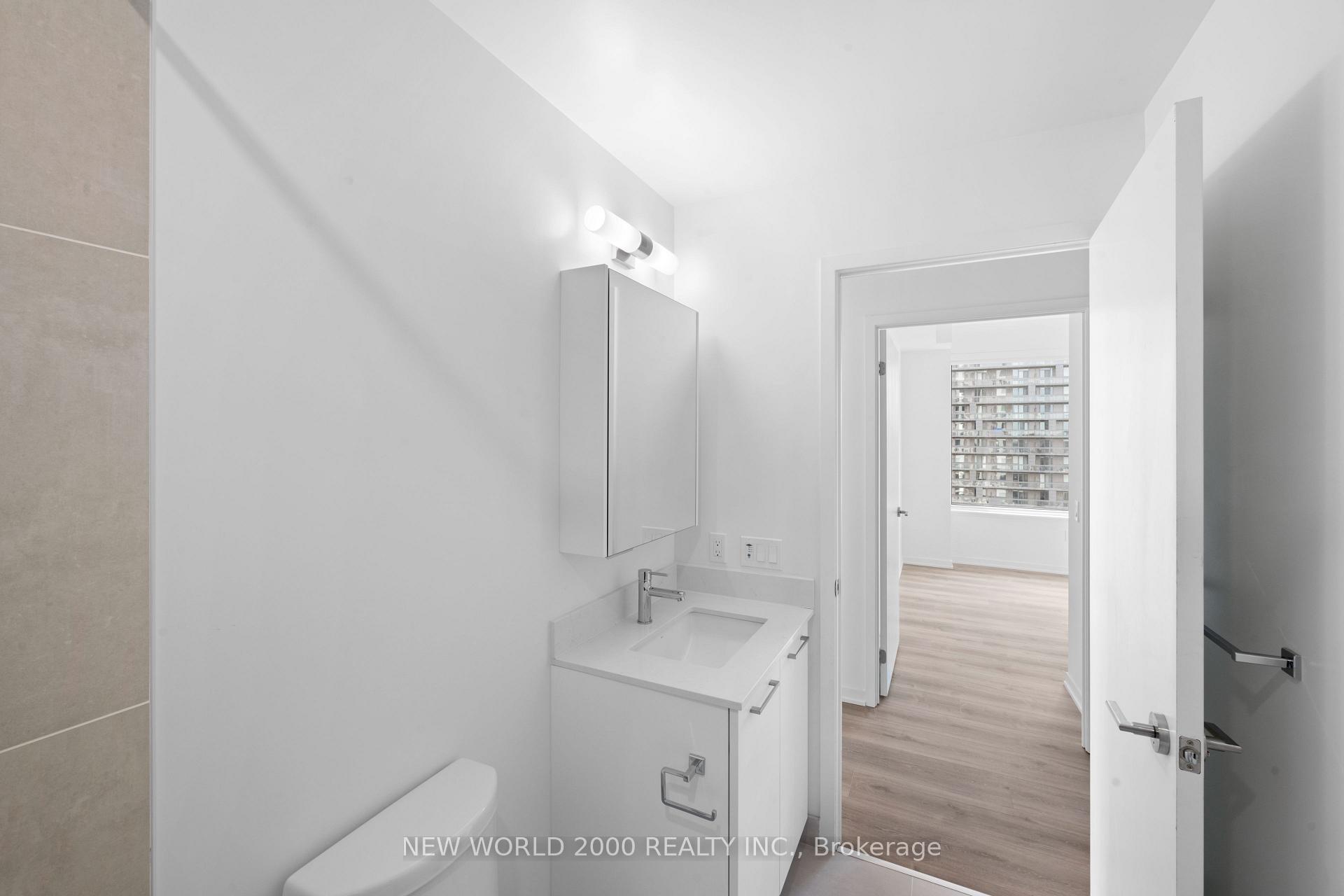 Photo 23 of Unit 1509, 101 Roehampton Avenue, Toronto, Mount Pleasant West — HOMEH