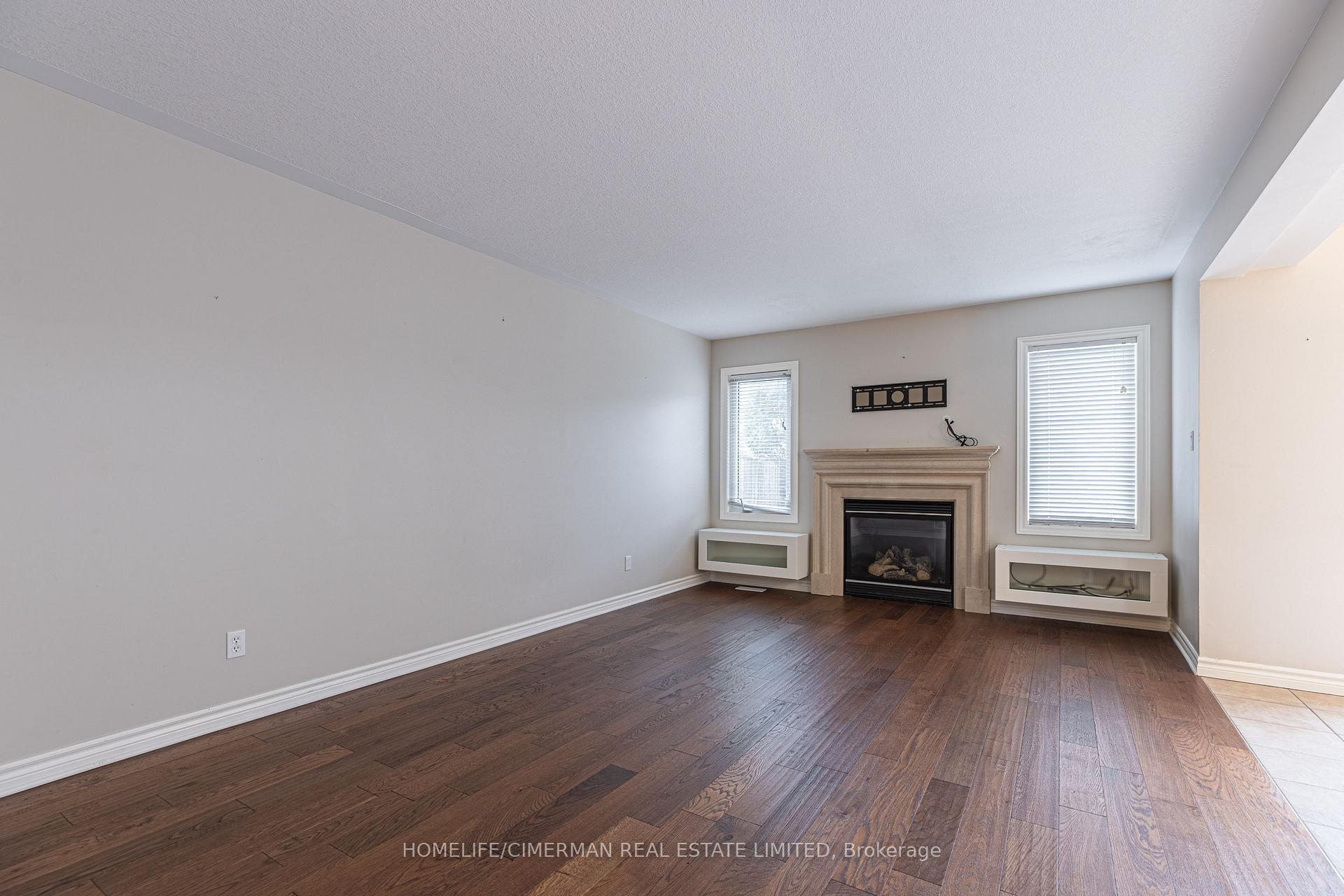 Photo 6 of 1202 Smither Road, London, North I — HOMEH