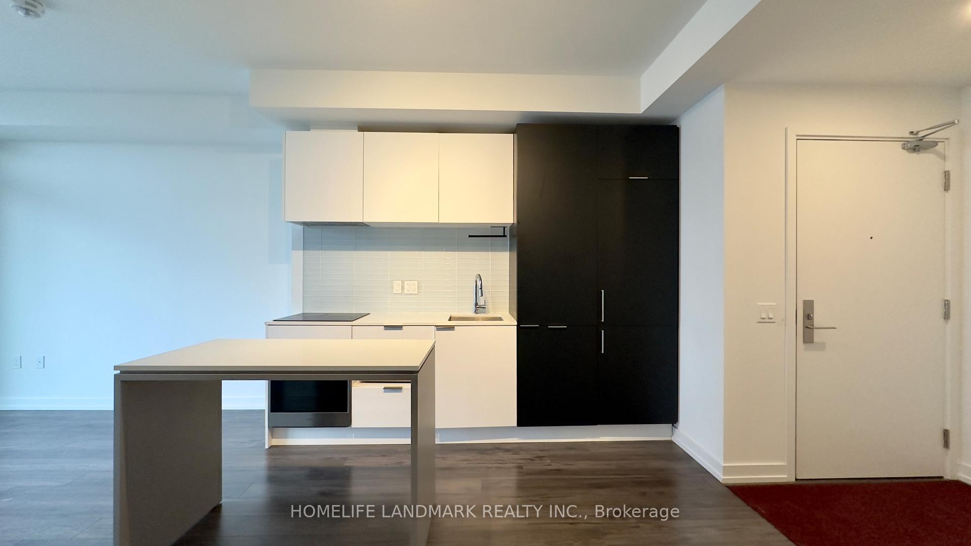 Photo 3 of Unit 809, 33 Helendale Avenue, Toronto, Yonge-Eglinton — HOMEH