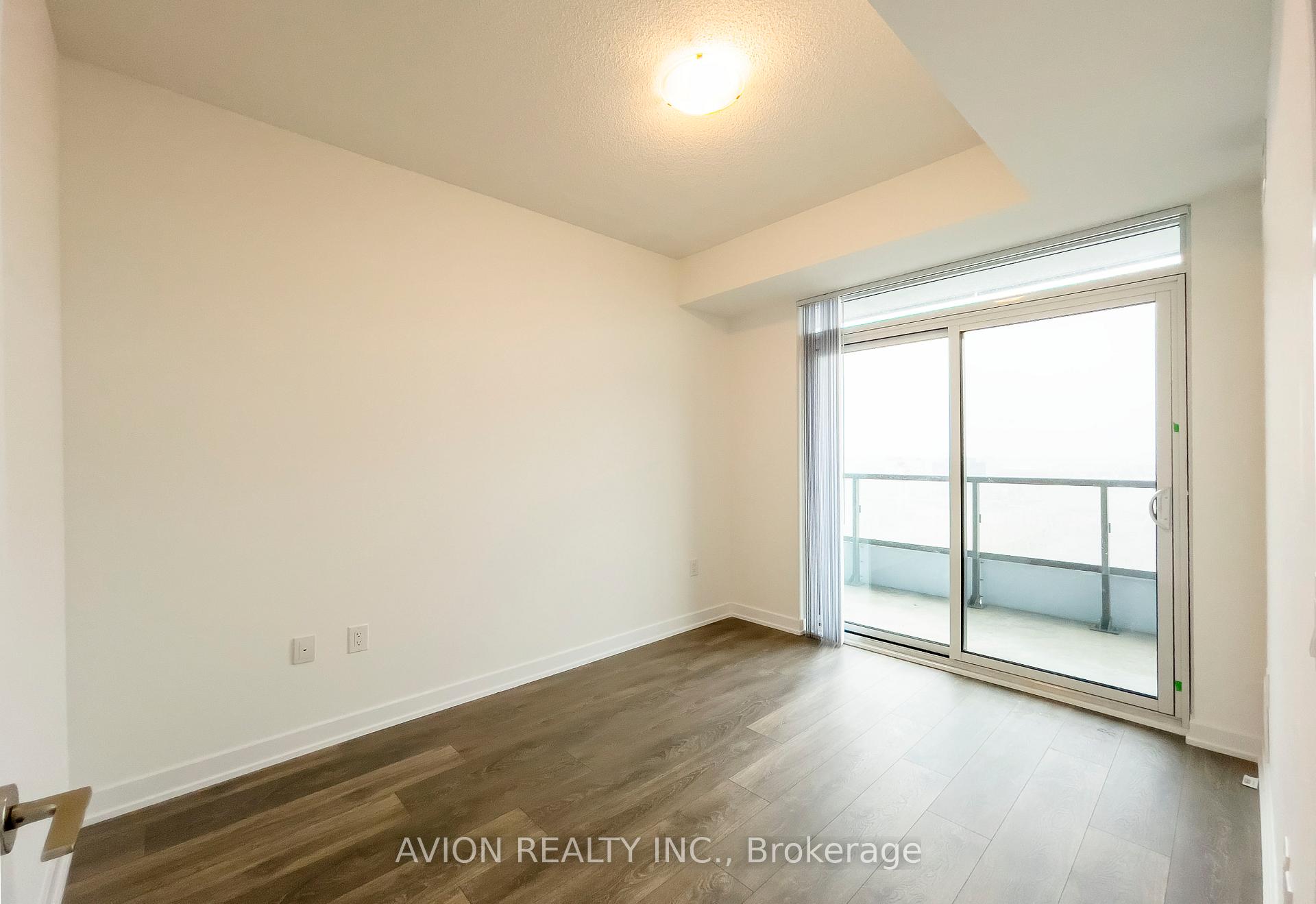 Photo 7 of Unit 1716, 10 Honeycrisp Cres, Vaughan, Vaughan Corporate Centre — HOMEH