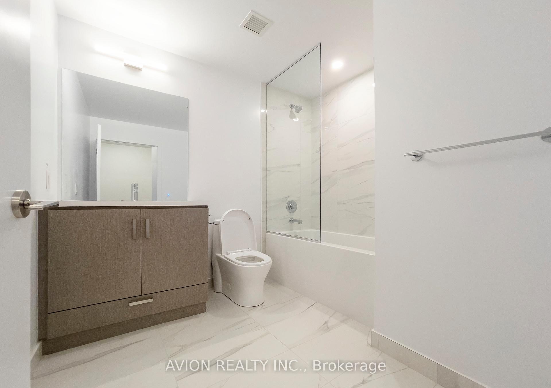 Photo 13 of Unit 1716, 10 Honeycrisp Cres, Vaughan, Vaughan Corporate Centre — HOMEH
