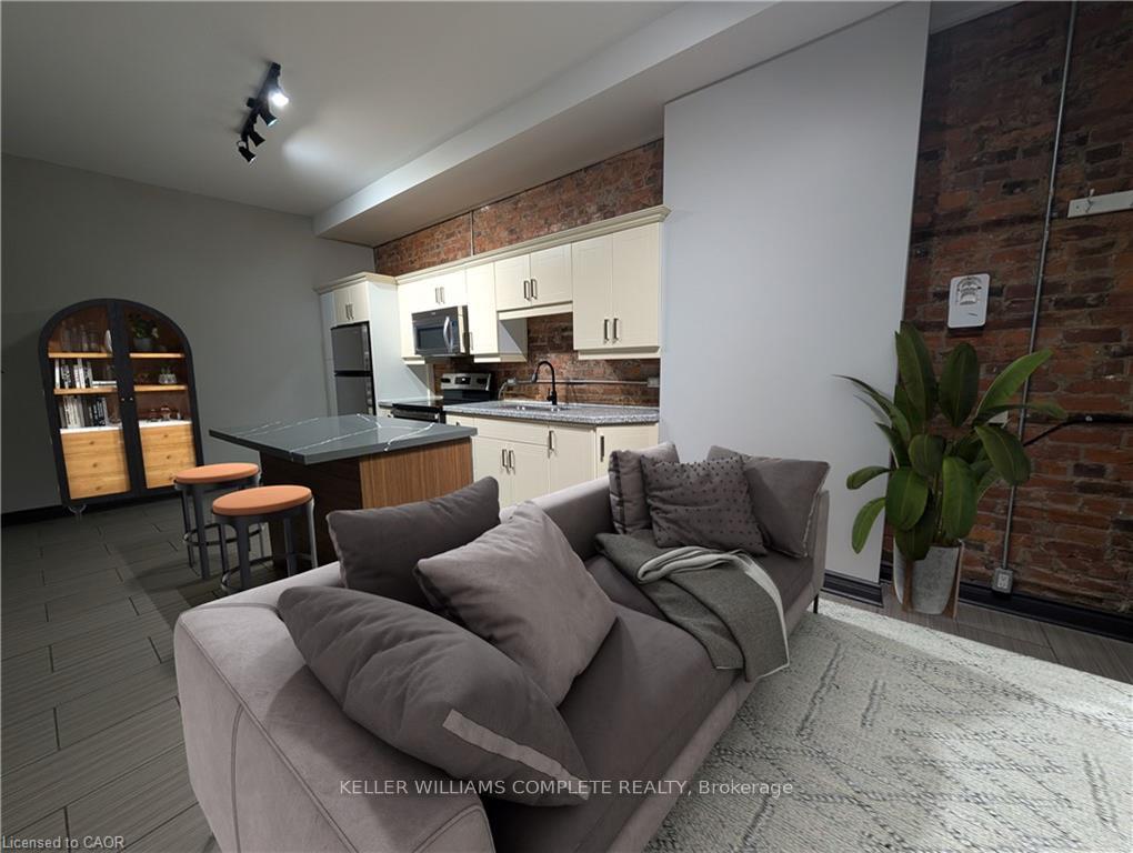 Photo 1 of Unit B, 473 King Street, Hamilton, Strathcona — HOMEH