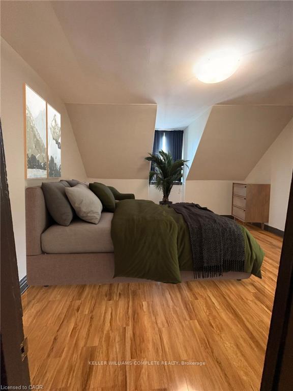 Photo 16 of Unit B, 473 King Street, Hamilton, Strathcona — HOMEH