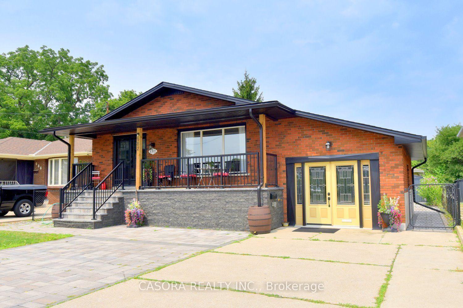 Photo 6 of 682 Mohawk Road W, Hamilton, Westcliffe — HOMEH
