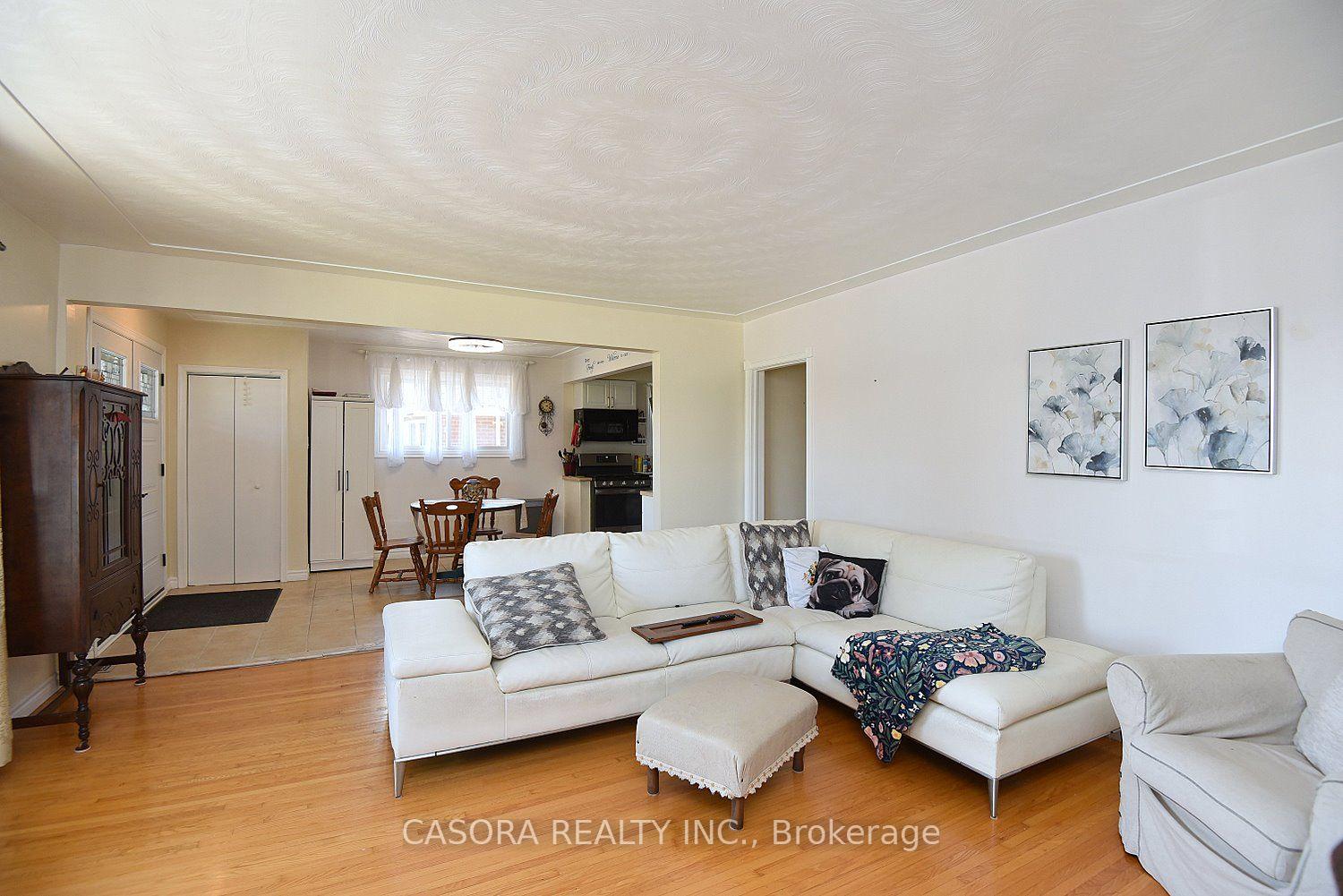 Photo 18 of 682 Mohawk Road W, Hamilton, Westcliffe — HOMEH