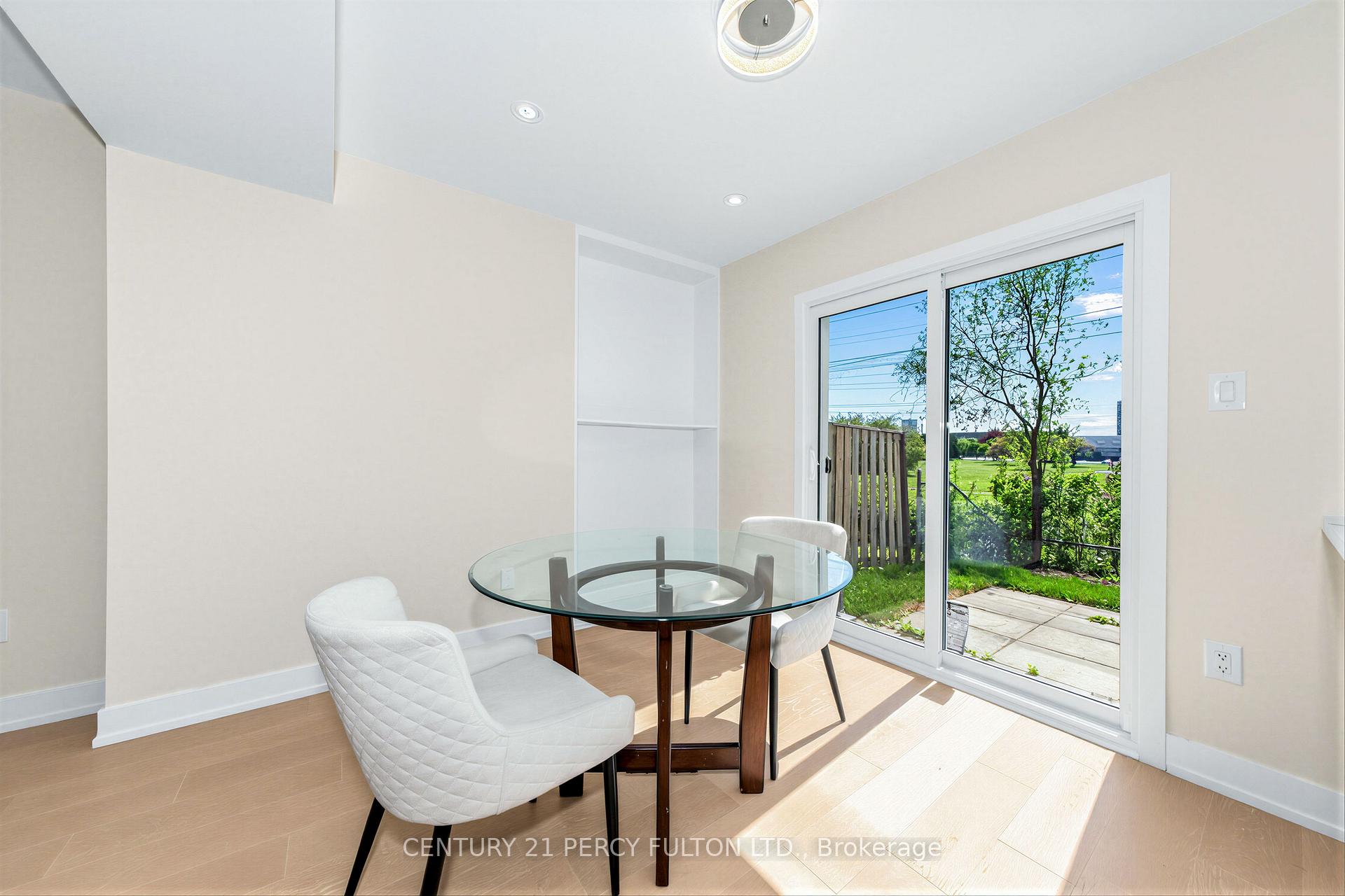 Photo 10 of 1611 Geta Circle, Pickering, Village East — HOMEH