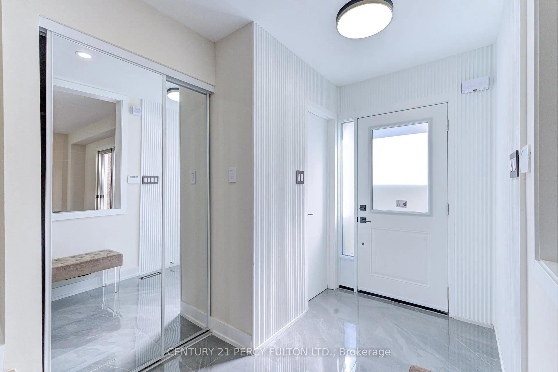 Photo 2 of 1611 Geta Circle, Pickering, Village East — HOMEH