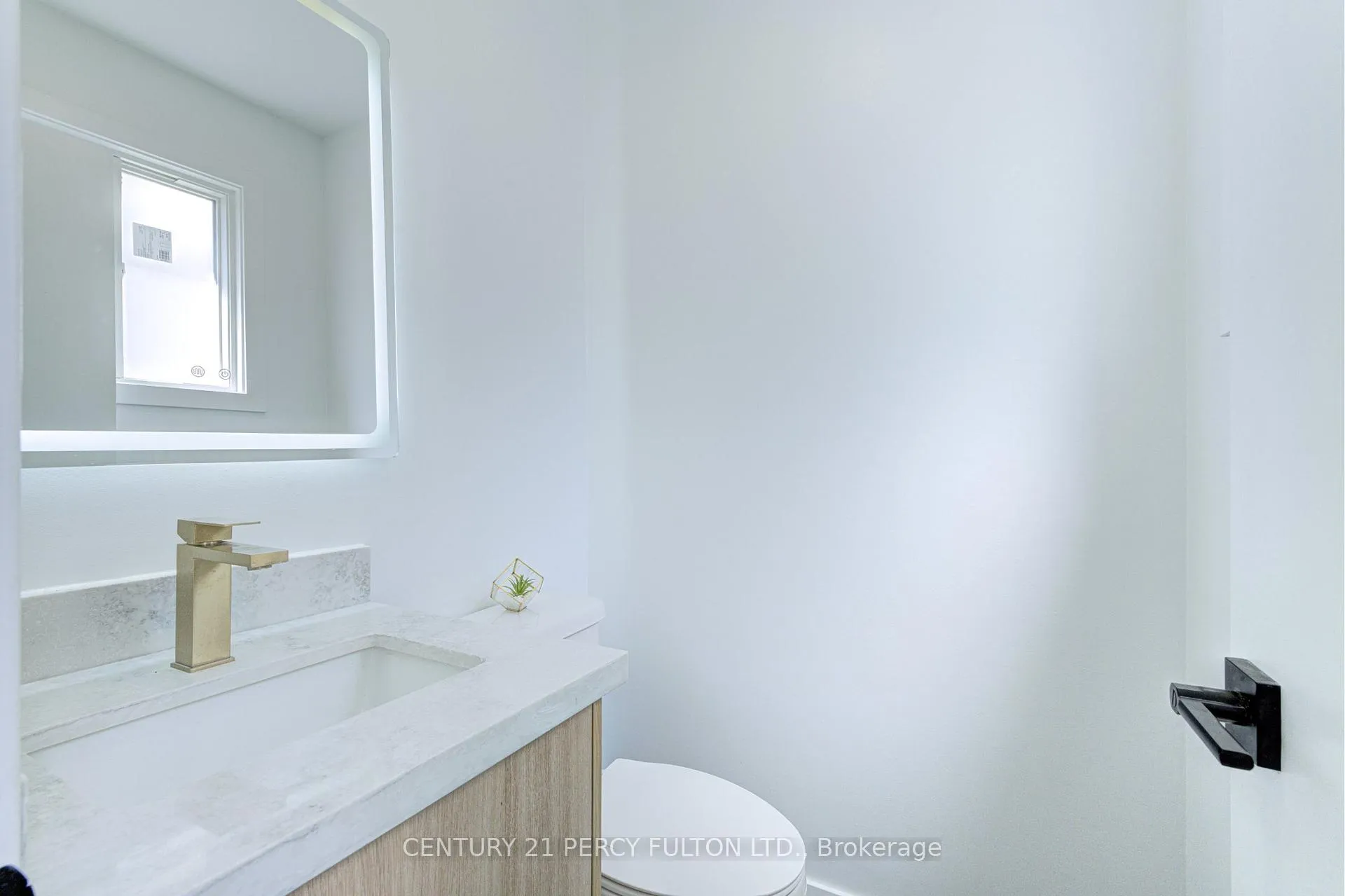 Photo 6 of 1611 Geta Circle, Pickering, Village East — HOMEH