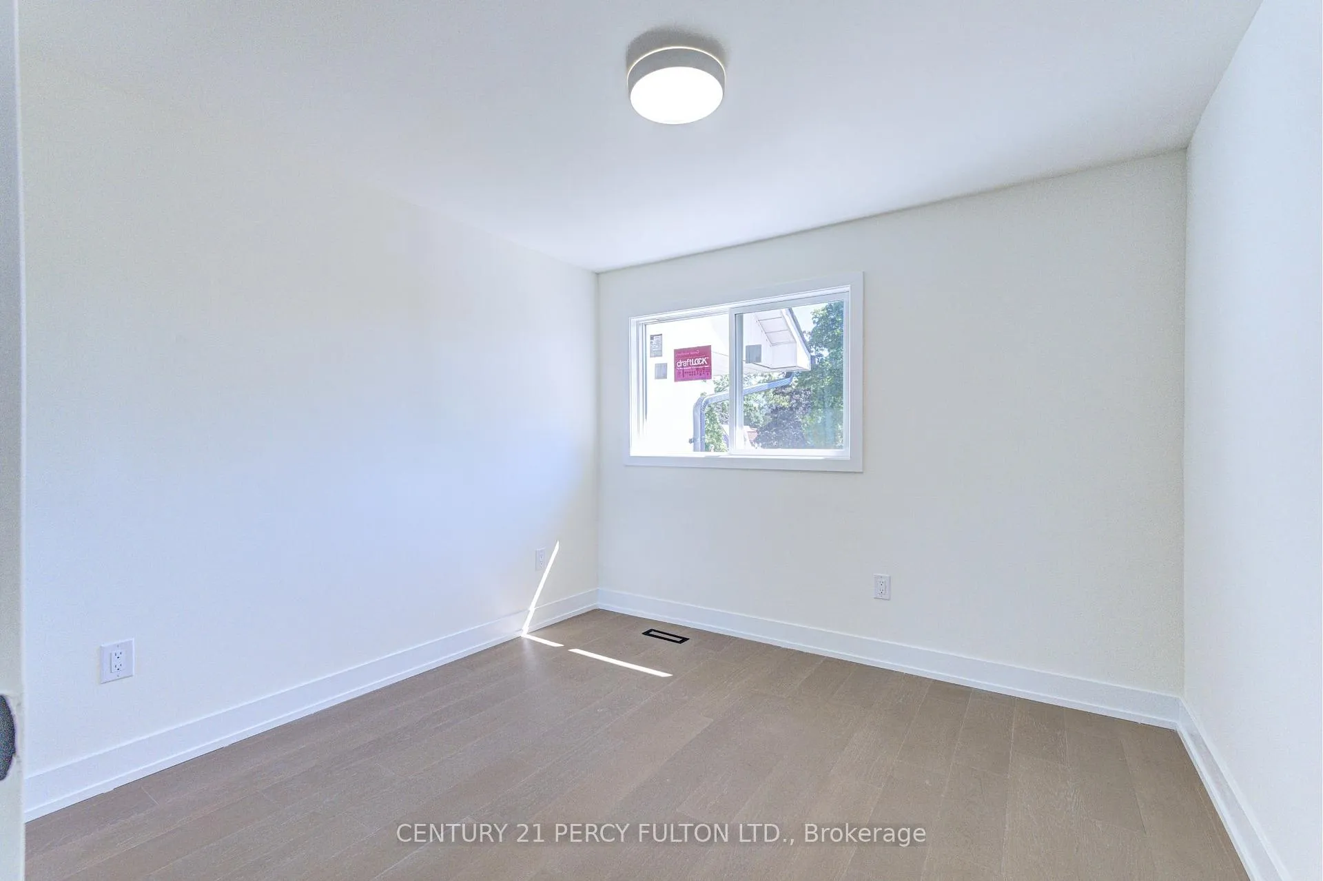 Photo 34 of 1611 Geta Circle, Pickering, Village East — HOMEH