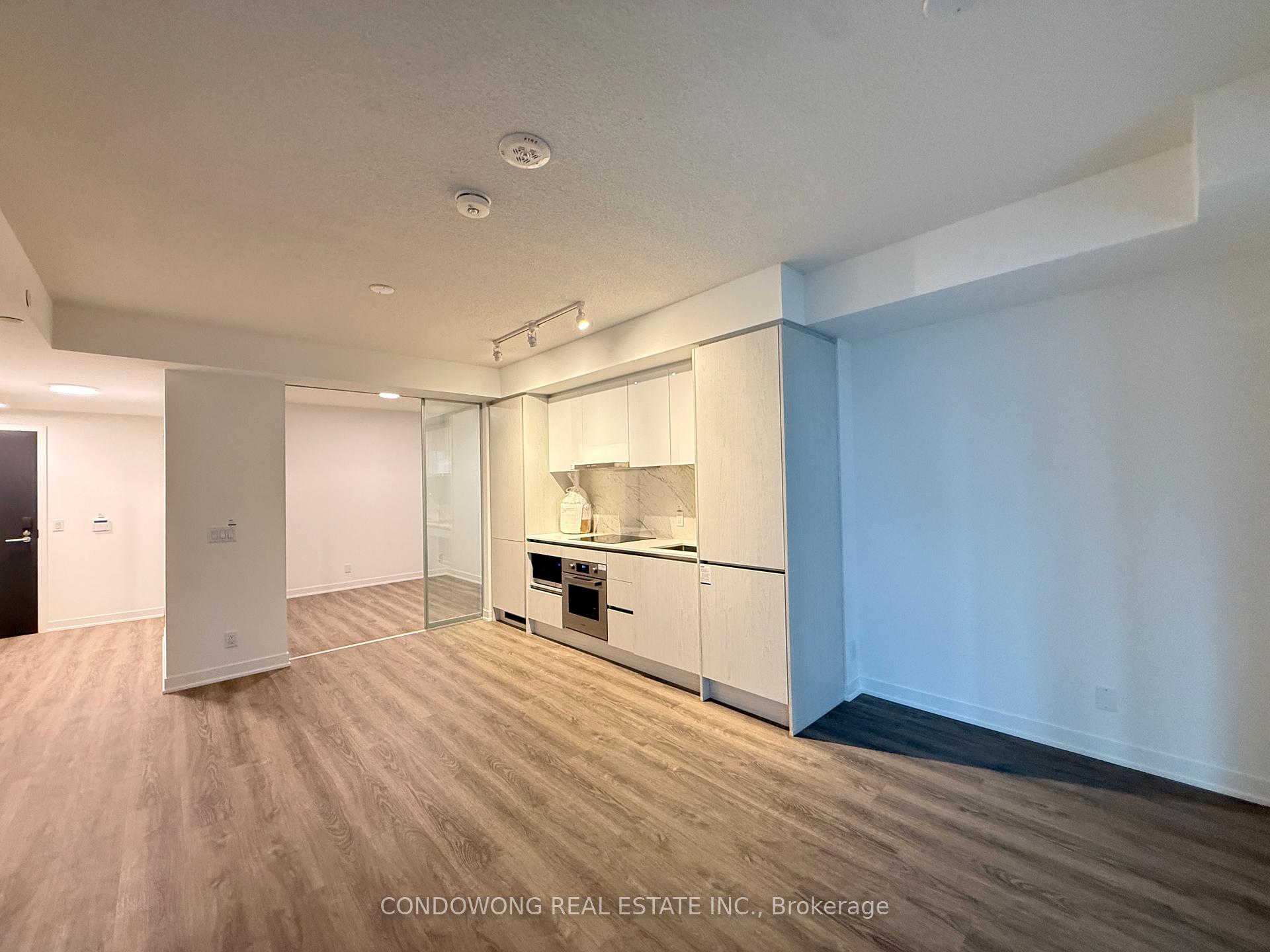 Photo 6 of Unit 807, 180 Front Street E, Toronto, Moss Park — HOMEH