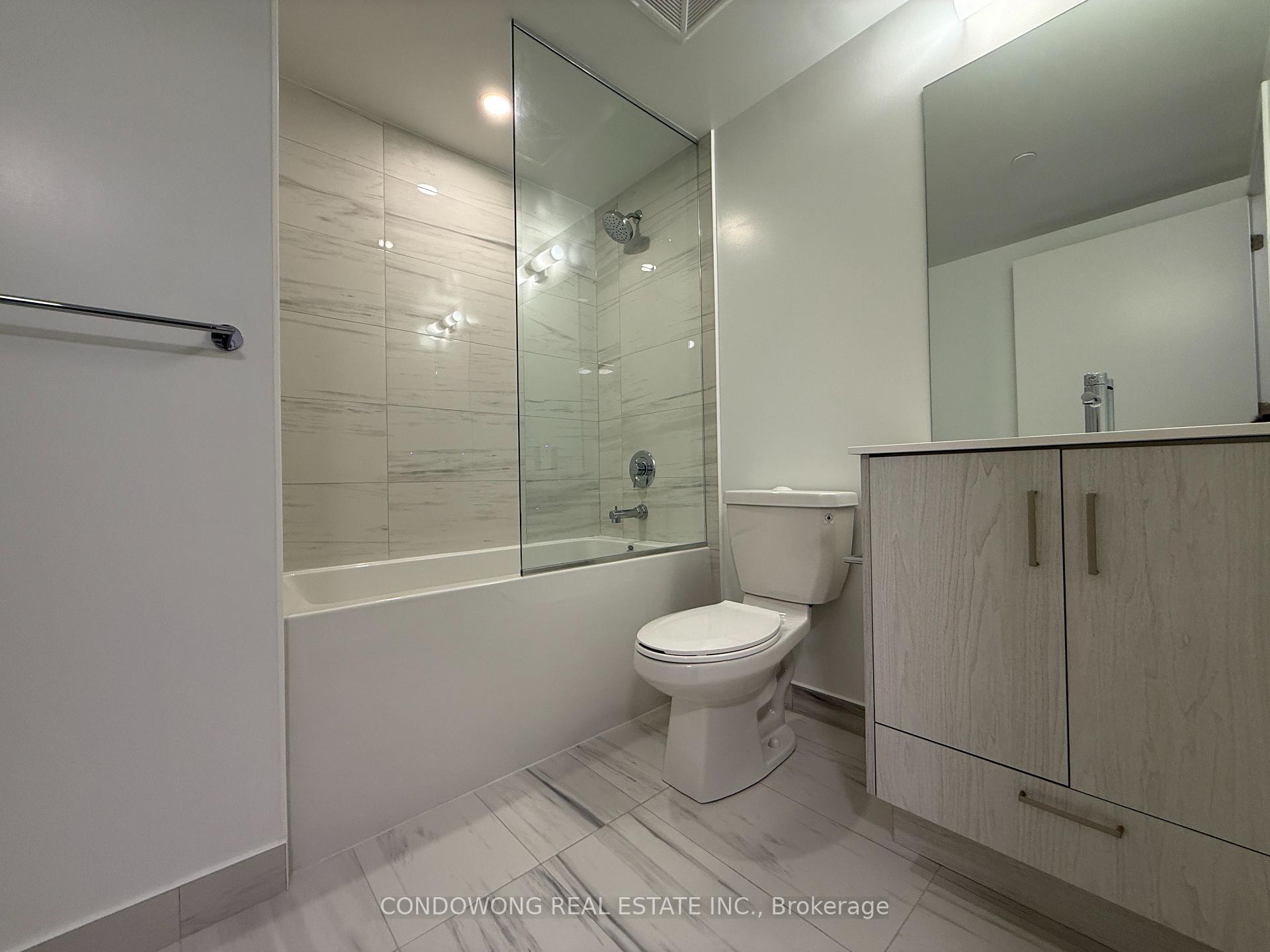 Photo 12 of Unit 807, 180 Front Street E, Toronto, Moss Park — HOMEH