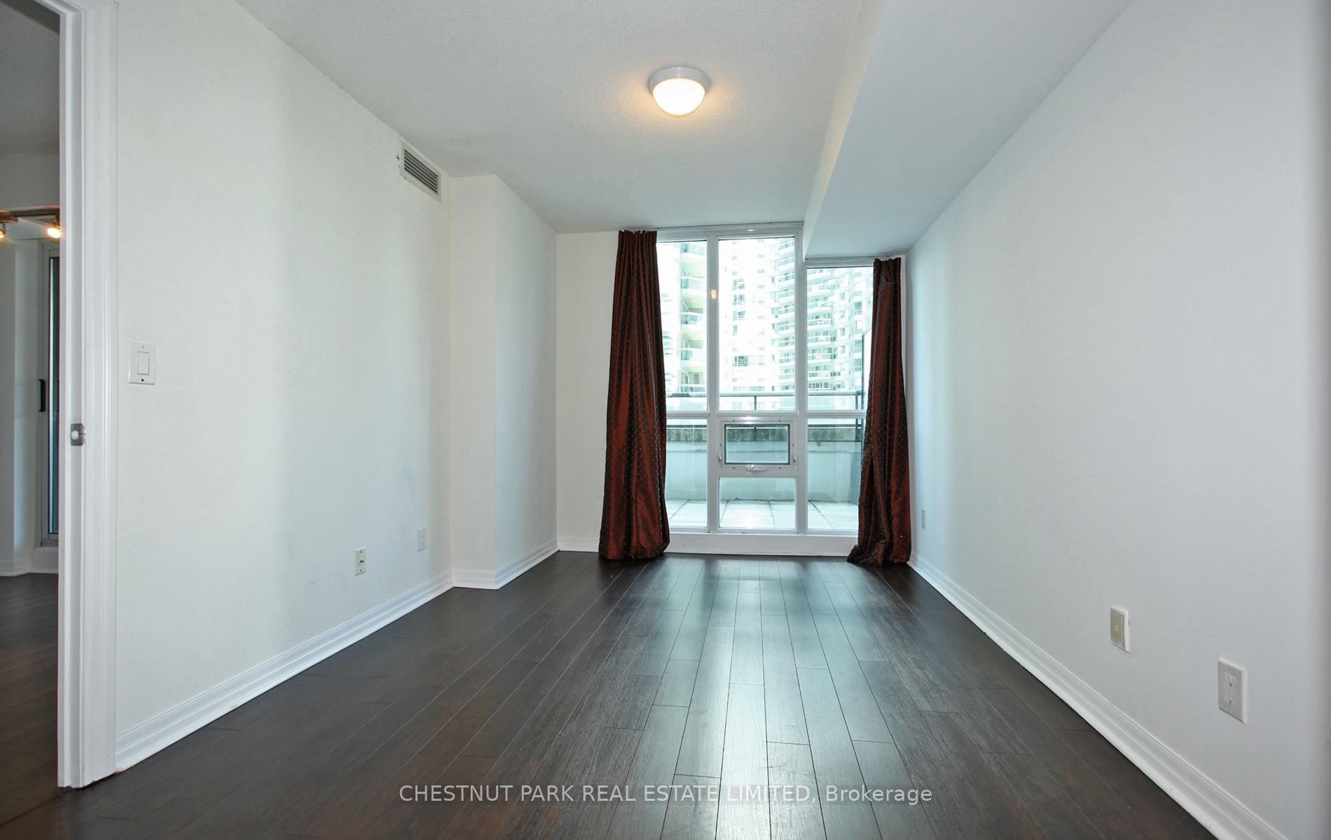 Photo 8 of Unit 506, 12 Yonge Street, Toronto, Waterfront Communities — HOMEH