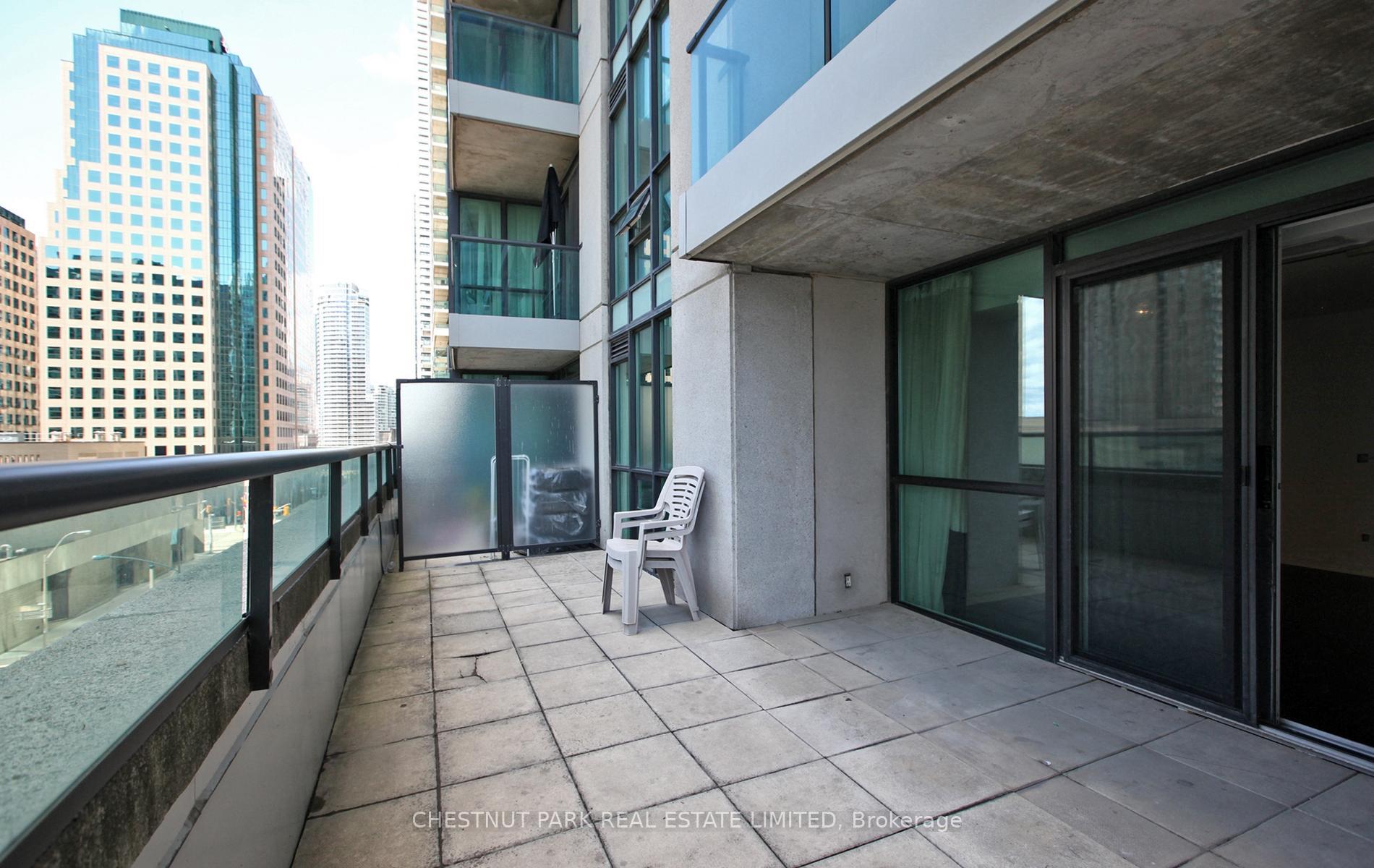 Photo 15 of Unit 506, 12 Yonge Street, Toronto, Waterfront Communities — HOMEH