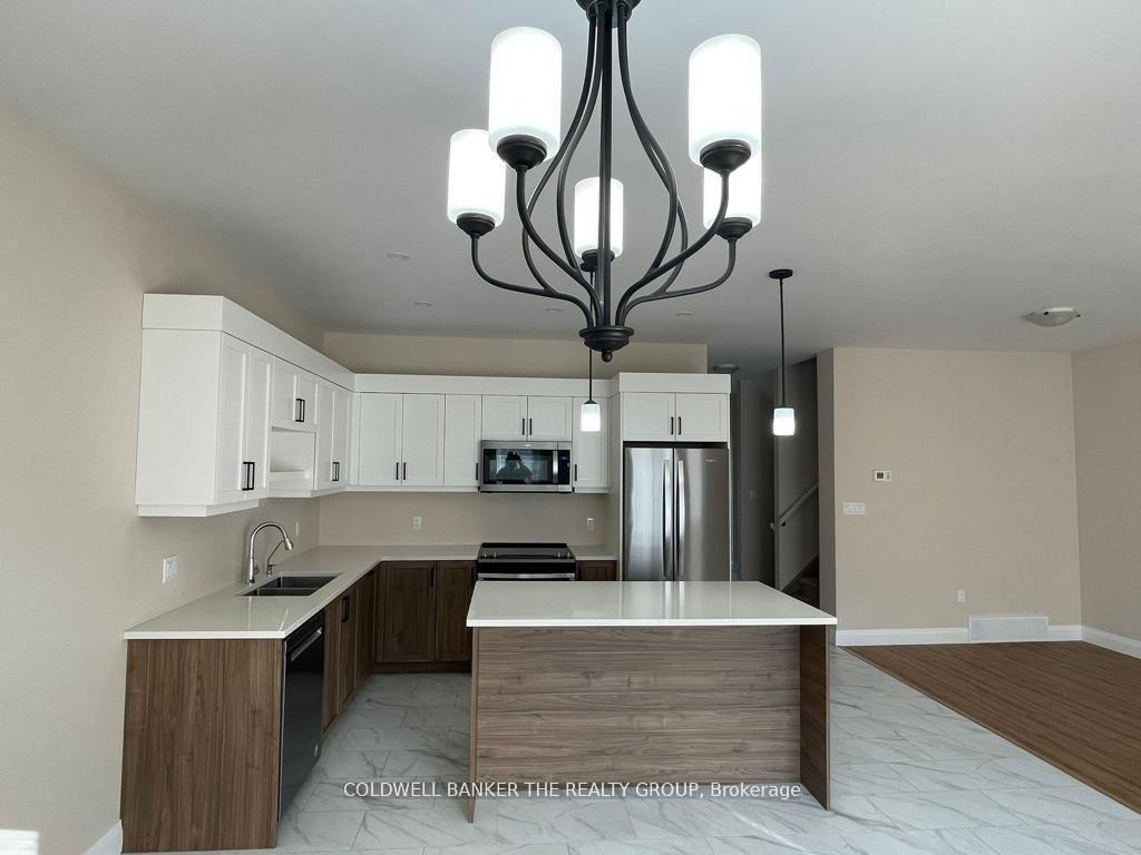 Photo 2 of Unit 402, 360 Quarter Town Line, Tillsonburg — HOMEH