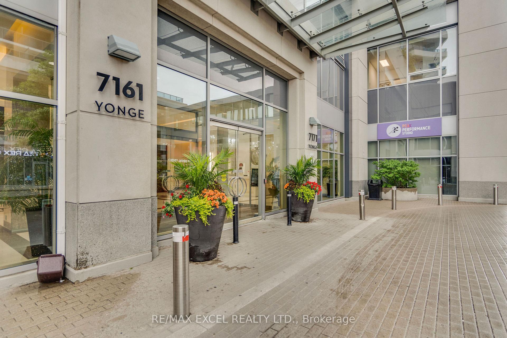 Photo 6 of Unit 625, 7161 Yonge Street, Markham, Thornhill — HOMEH