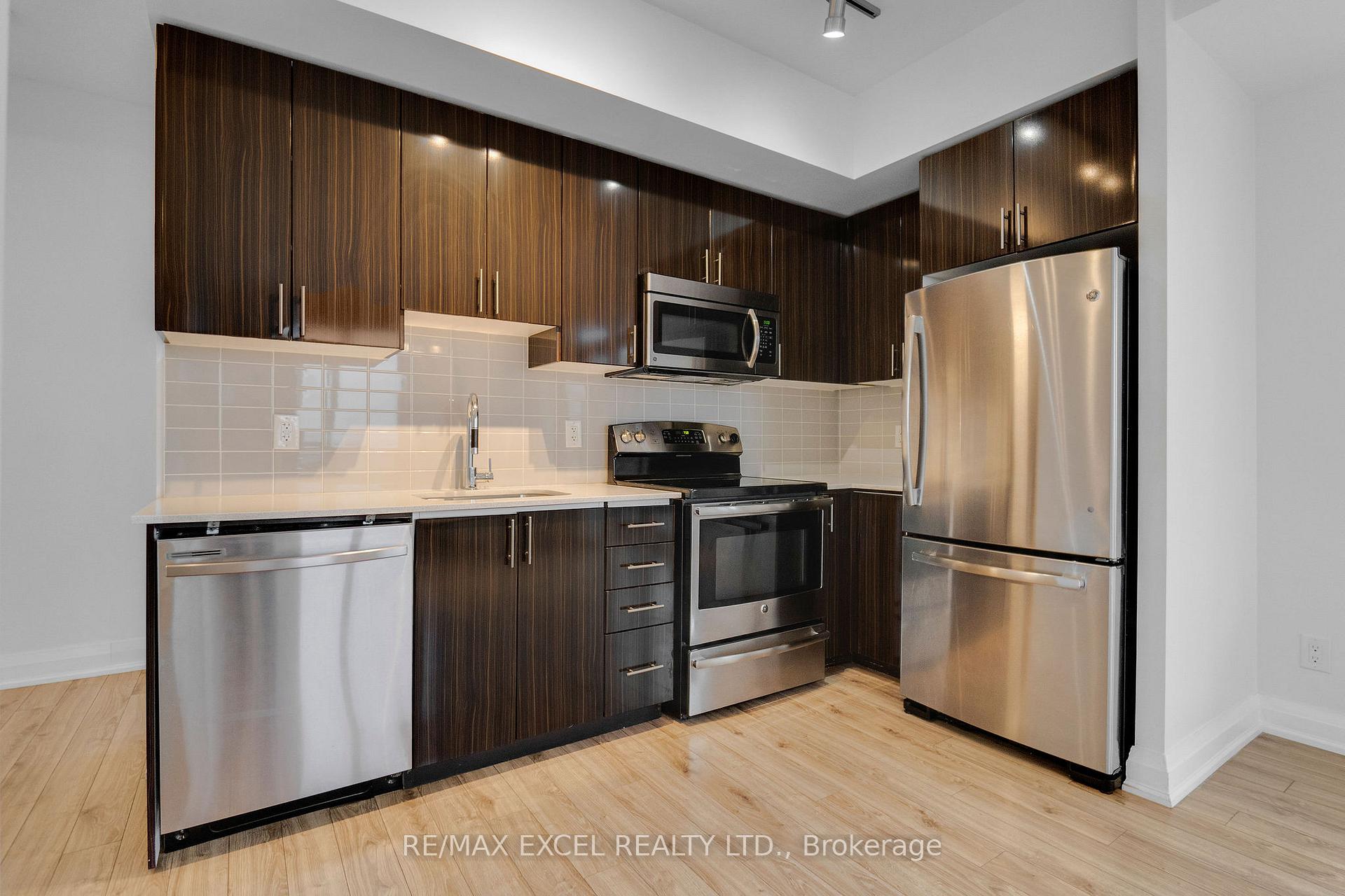 Photo 19 of Unit 625, 7161 Yonge Street, Markham, Thornhill — HOMEH