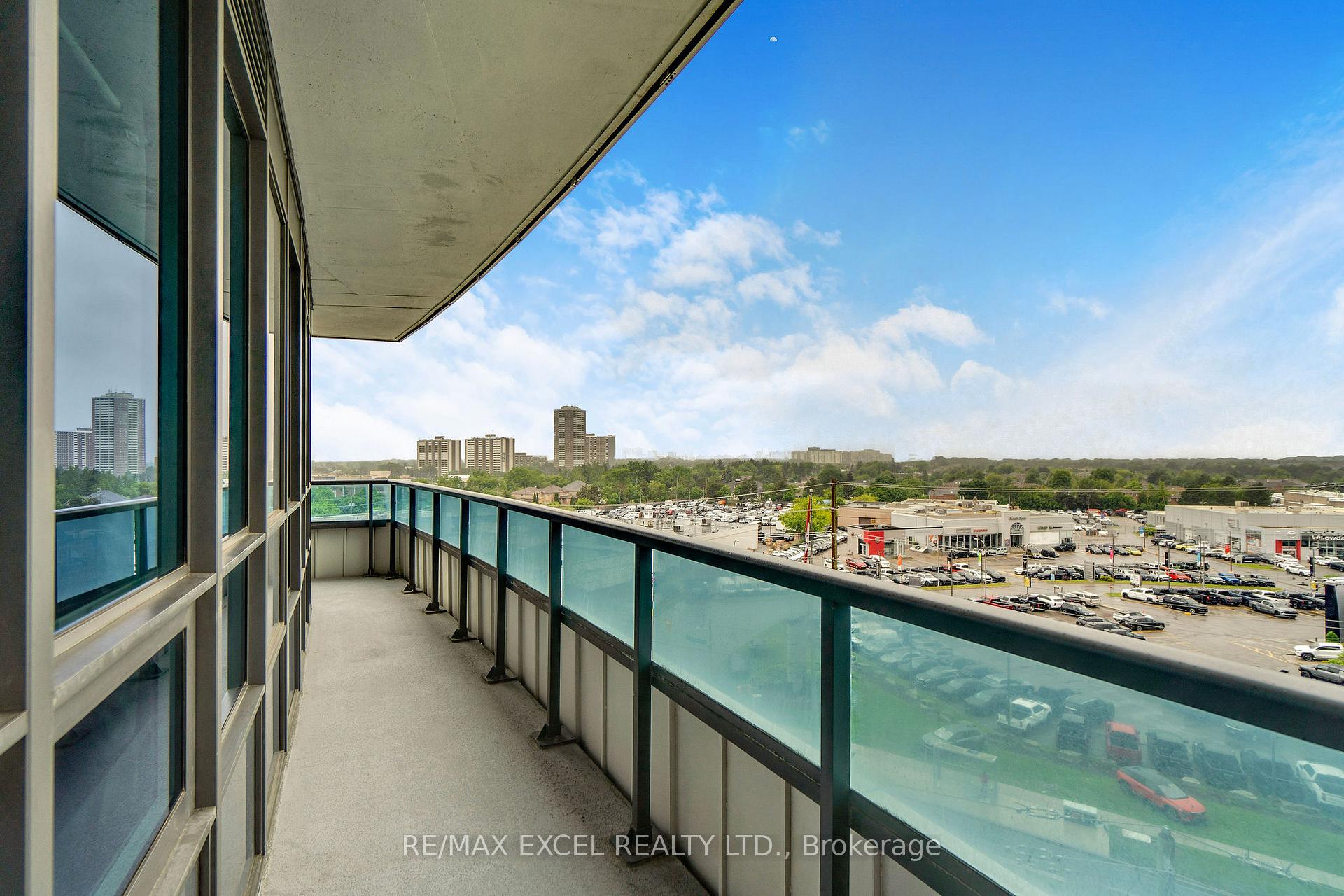Photo 31 of Unit 625, 7161 Yonge Street, Markham, Thornhill — HOMEH