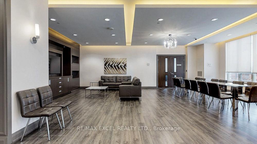 Photo 40 of Unit 625, 7161 Yonge Street, Markham, Thornhill — HOMEH