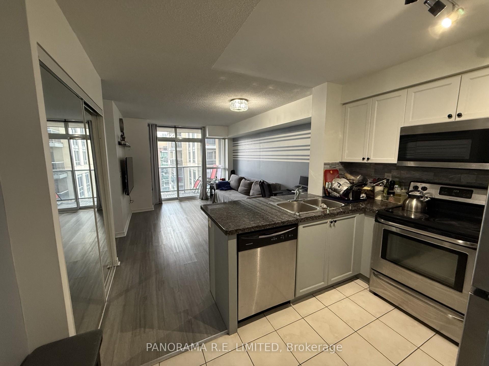 Photo 7 of Unit 1701, 3 Michael Power Place, Etobicoke, Islington-City Centre West — HOMEH