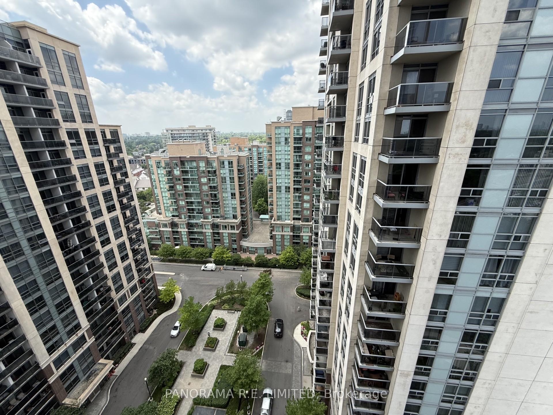 Photo 13 of Unit 1701, 3 Michael Power Place, Etobicoke, Islington-City Centre West — HOMEH
