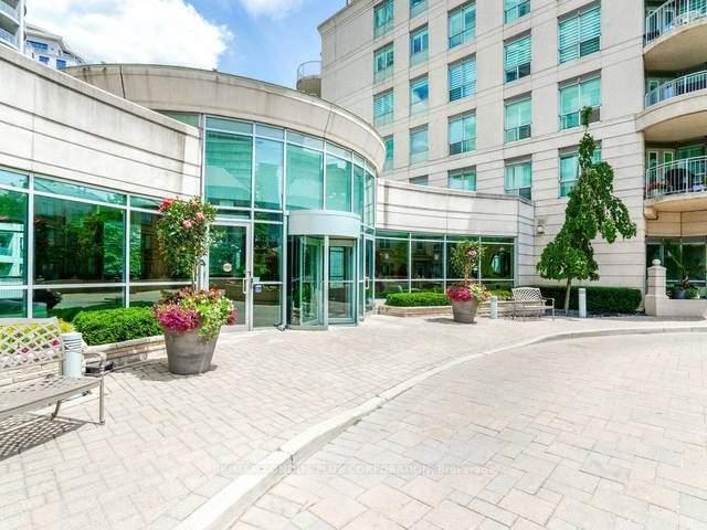 Front of Unit 814, 2111 Lake Shore Boulevard W