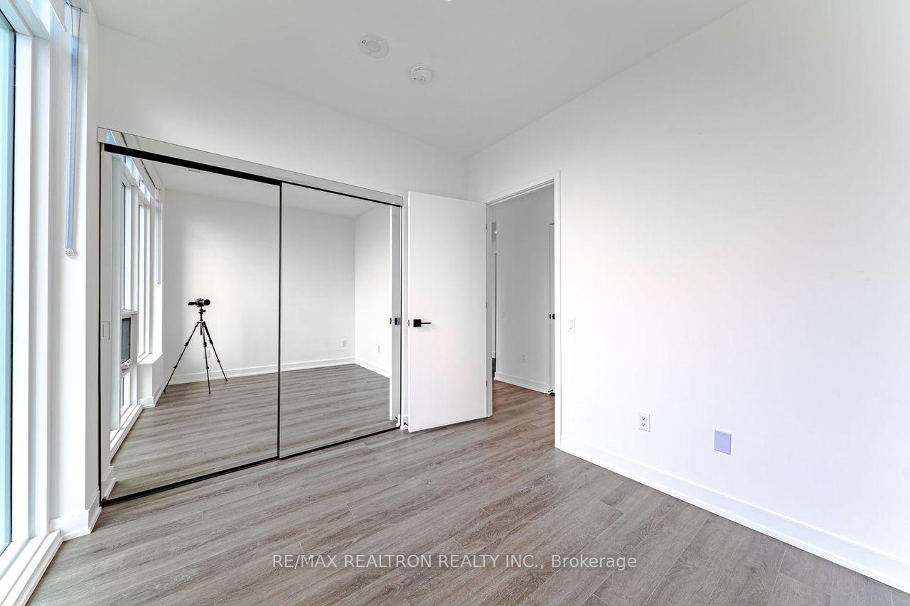 Photo 10 of Unit 2608, 609 Sherbourne Street, Toronto, North St. James Town — HOMEH