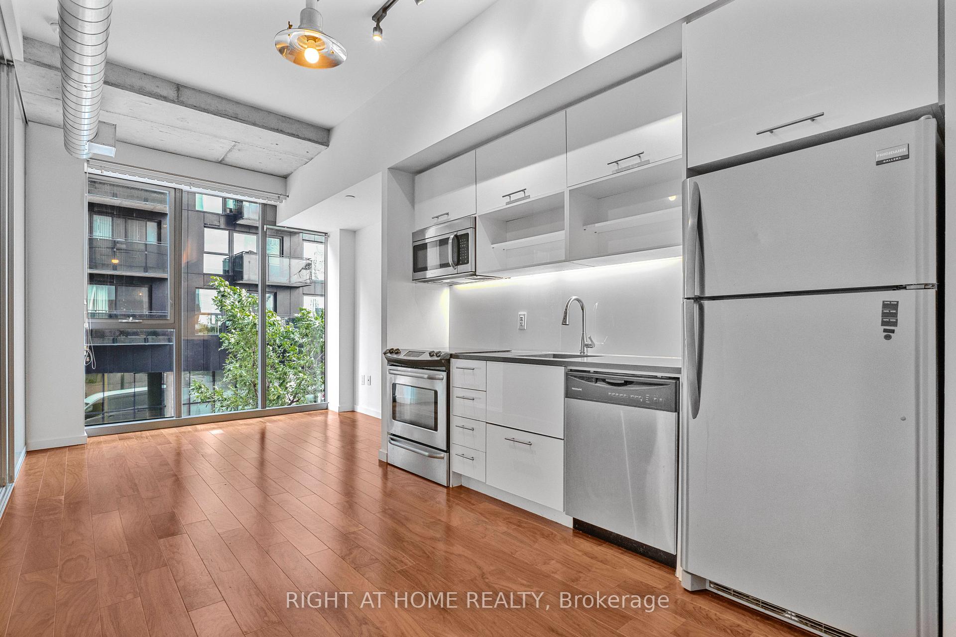 Photo 11 of Unit 306, 32 Trolley Crescent, Toronto, Moss Park — HOMEH