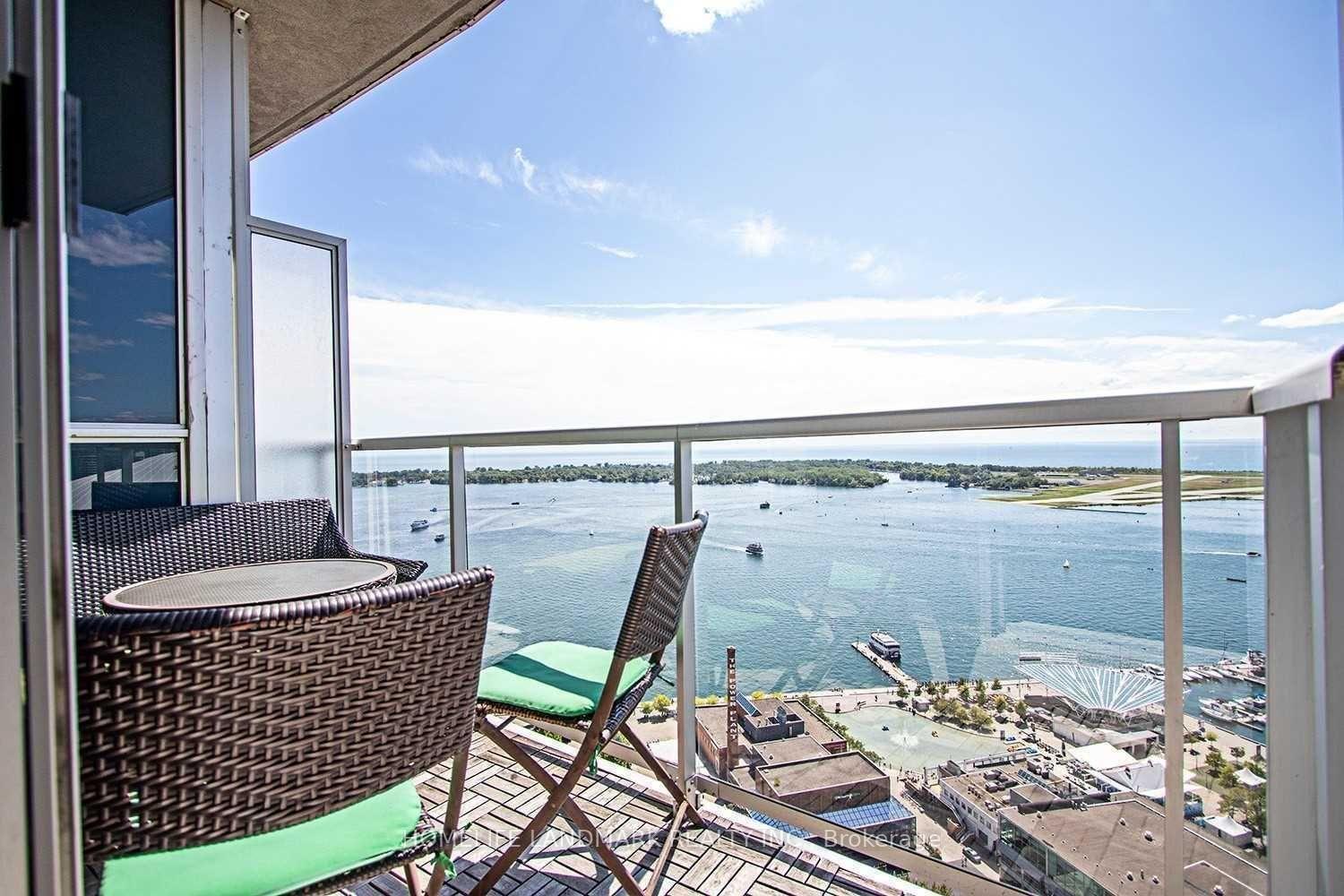 Photo 4 of Unit 3409, 208 Queens Quay W, Toronto, Waterfront Communities — HOMEH