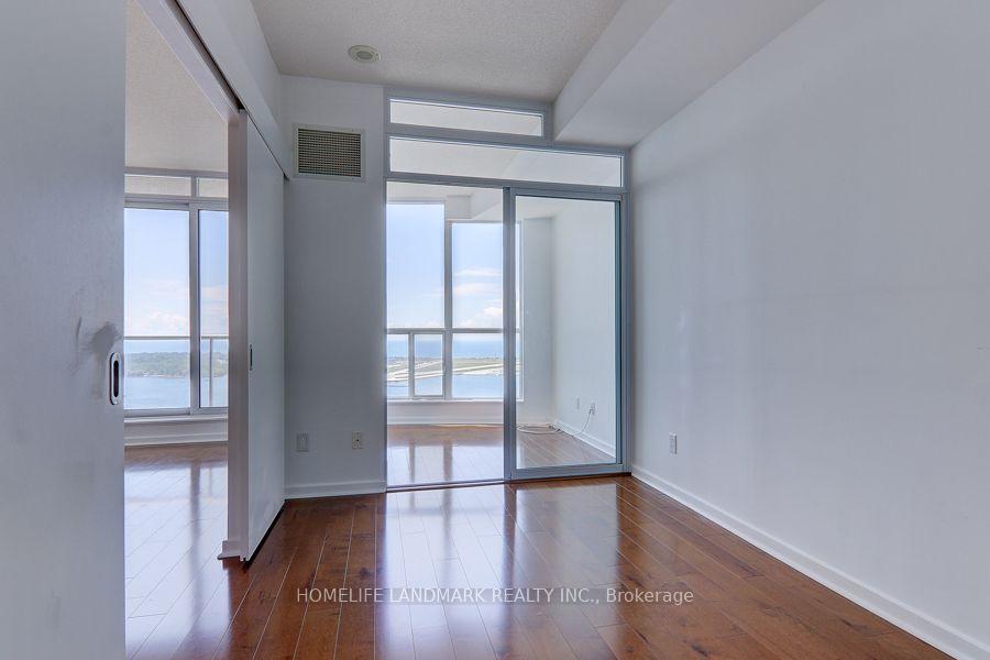 Photo 10 of Unit 3409, 208 Queens Quay W, Toronto, Waterfront Communities — HOMEH