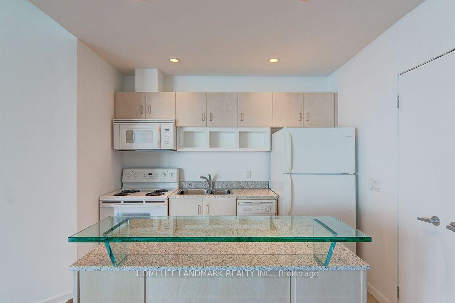 Photo 11 of Unit 3409, 208 Queens Quay W, Toronto, Waterfront Communities — HOMEH