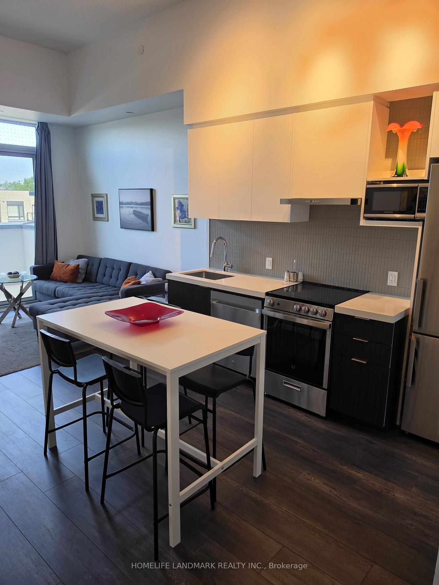 Photo 3 of Unit 321, 10 Flavelle Trail, Vaughan, Steeles West Industrial — HOMEH
