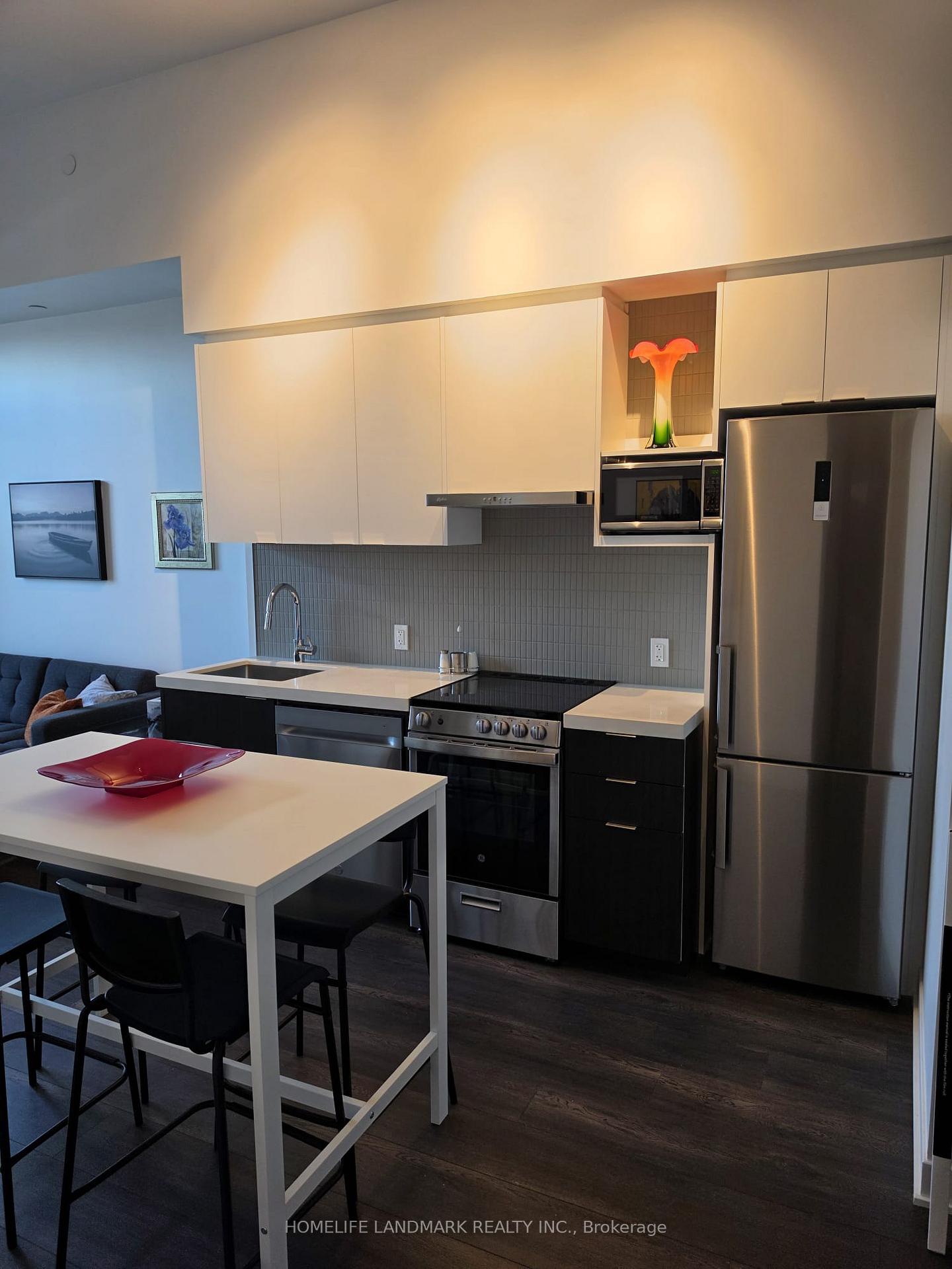 Photo 10 of Unit 321, 10 Flavelle Trail, Vaughan, Steeles West Industrial — HOMEH