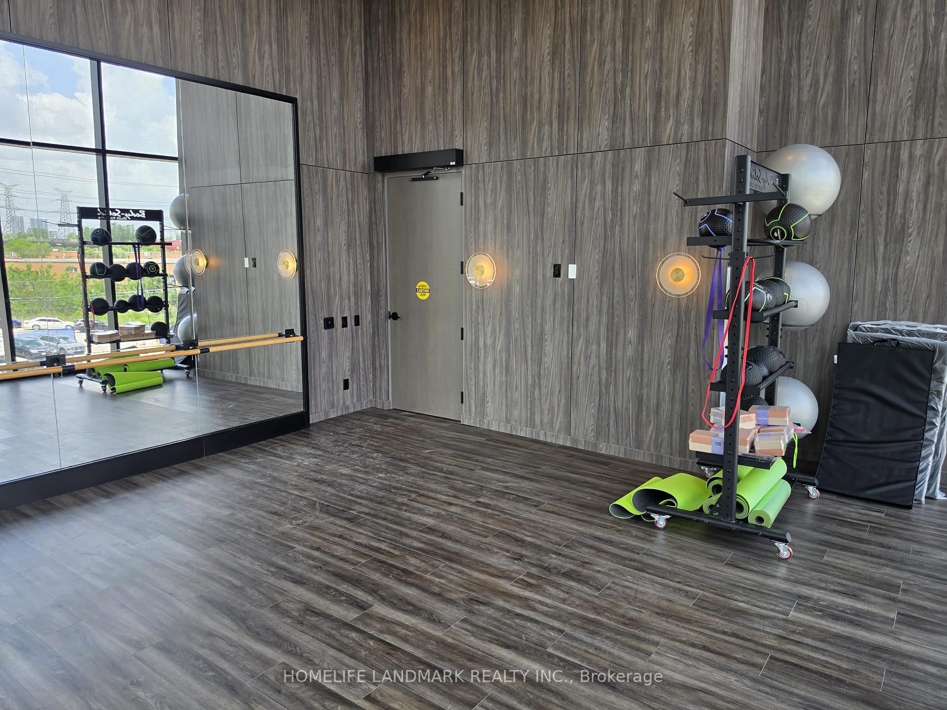 Photo 13 of Unit 321, 10 Flavelle Trail, Vaughan, Steeles West Industrial — HOMEH